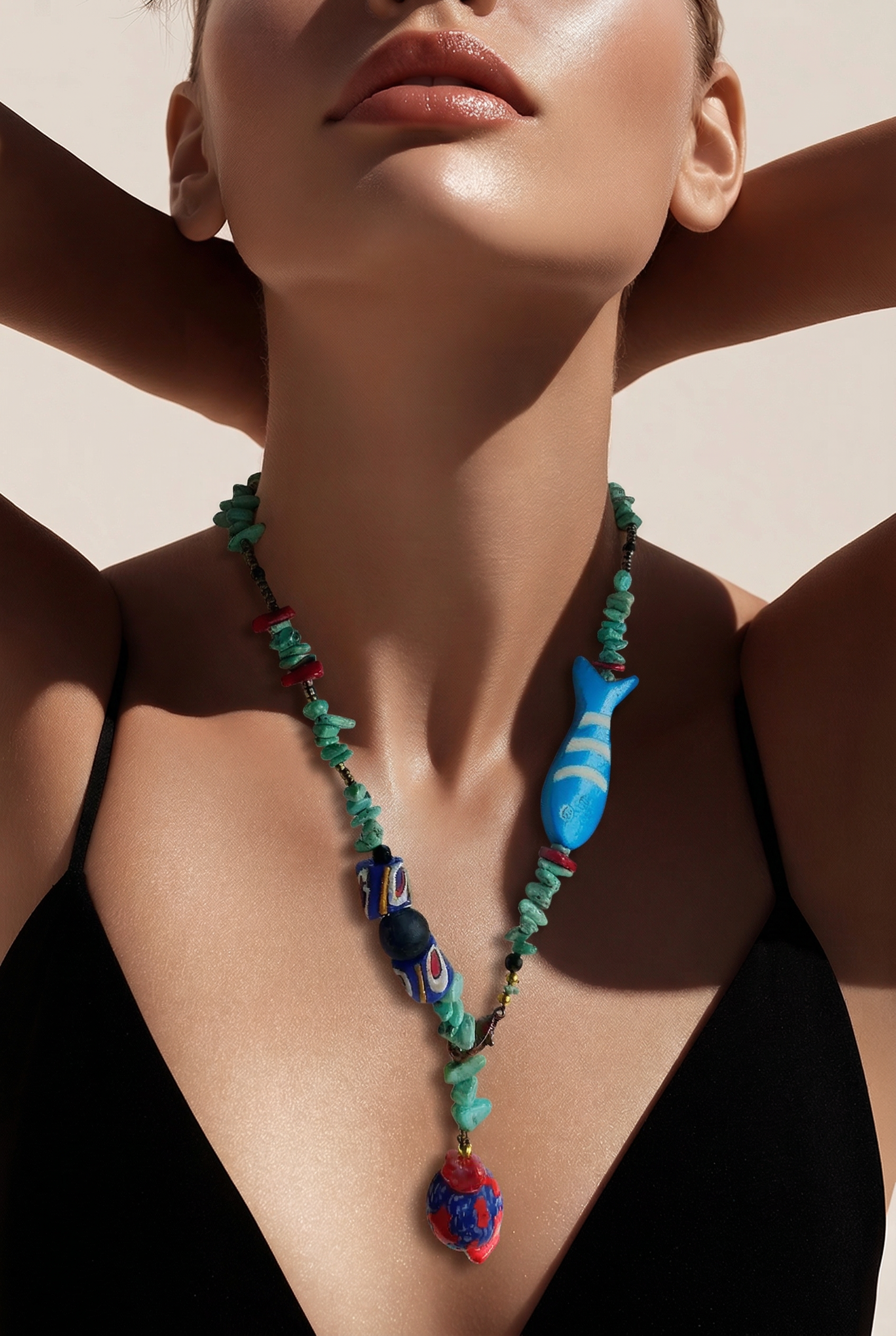 Variscit, coral, sticla Krobo si os