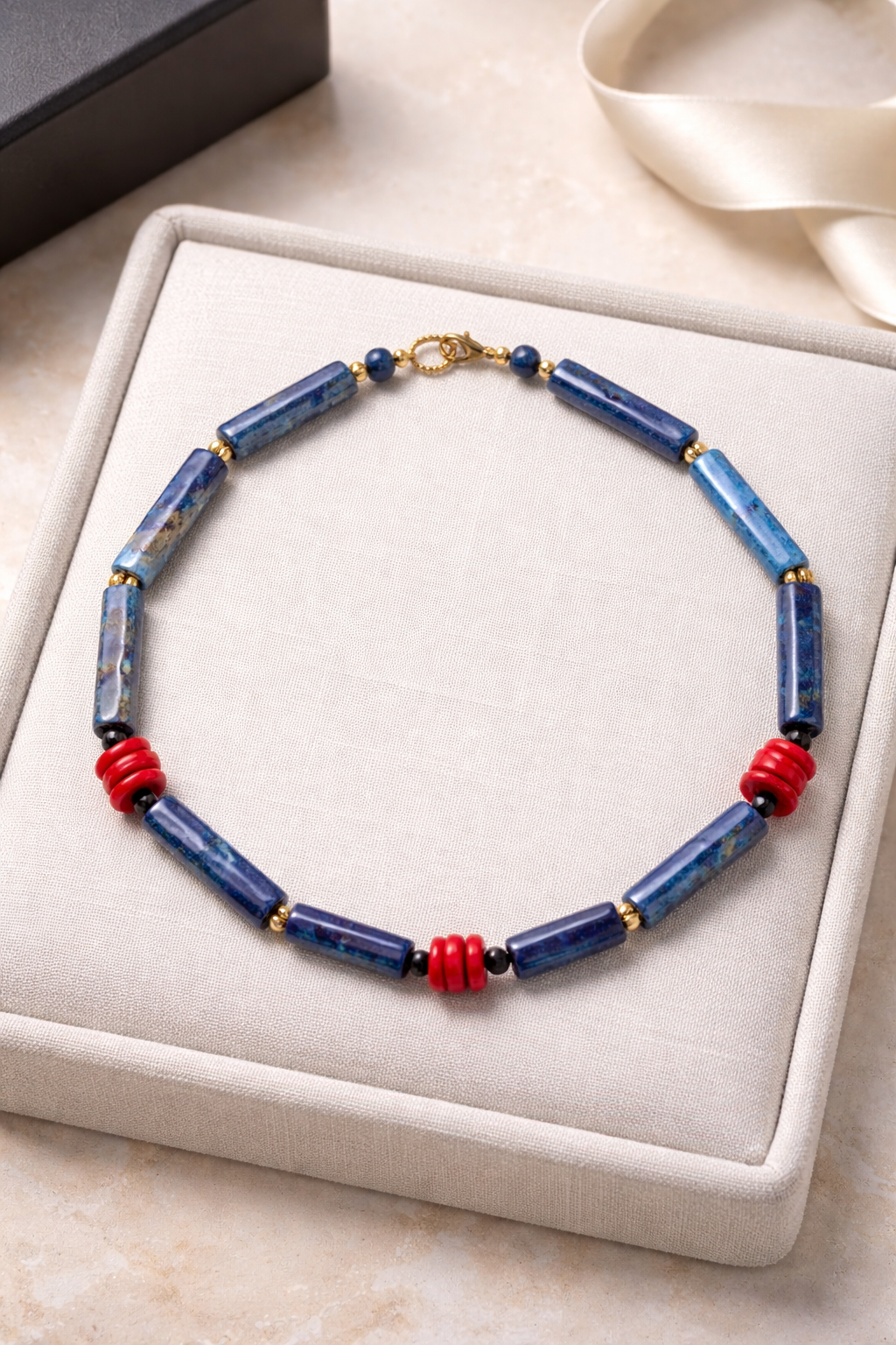 Lapis lazuli si coral