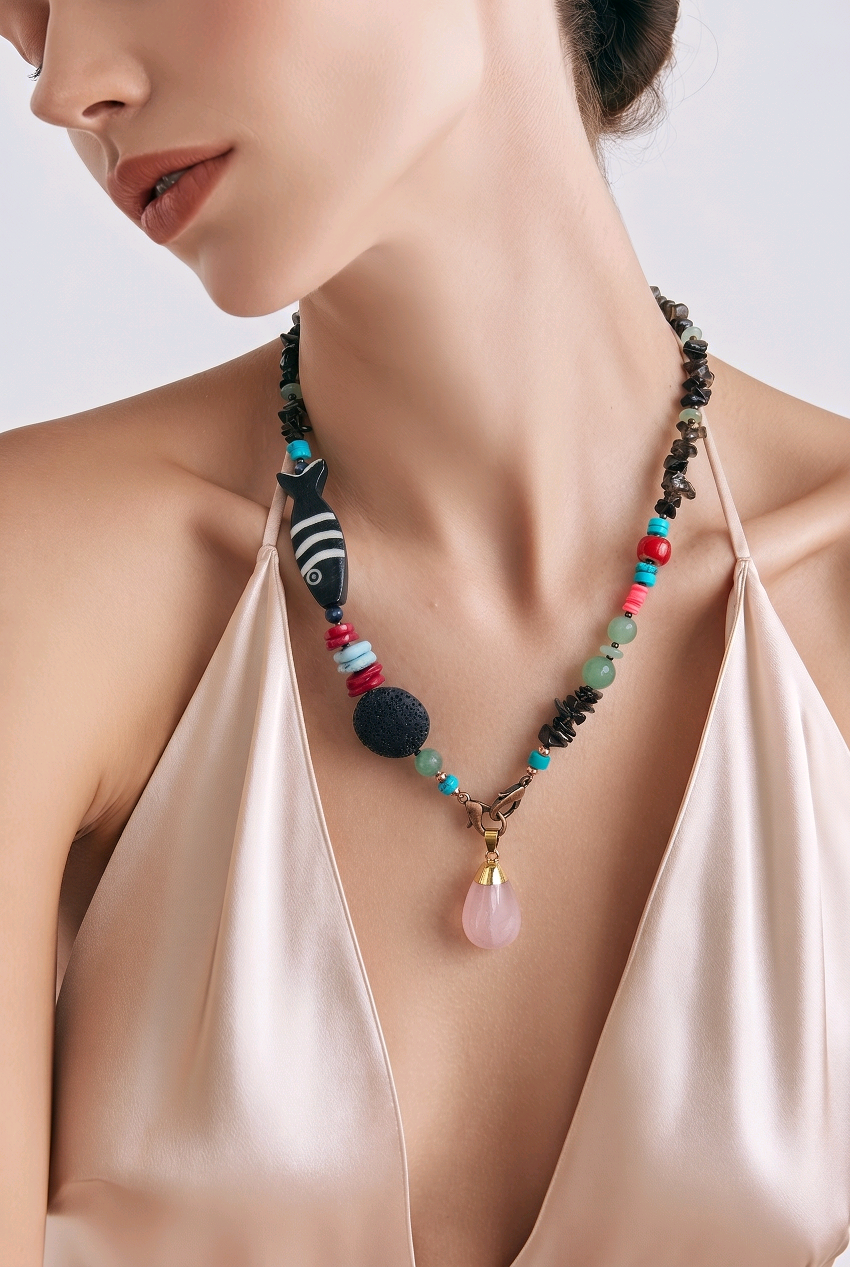 Quart fumuriu, margele Myiuki , lava, larimar,coral si os