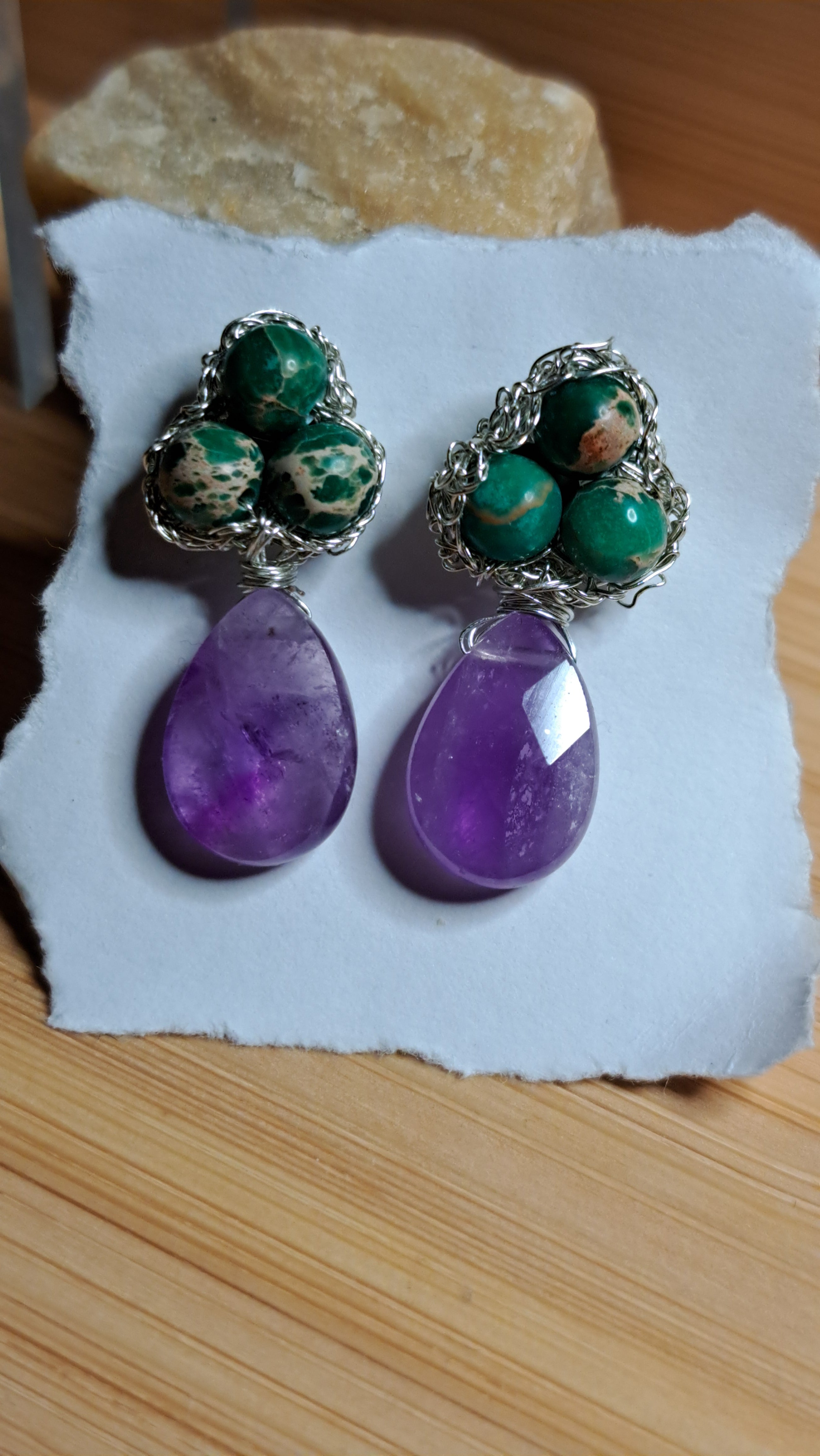 Regalite and amethyst - Crochet lace earrings made of copper wire and semi-precious stones