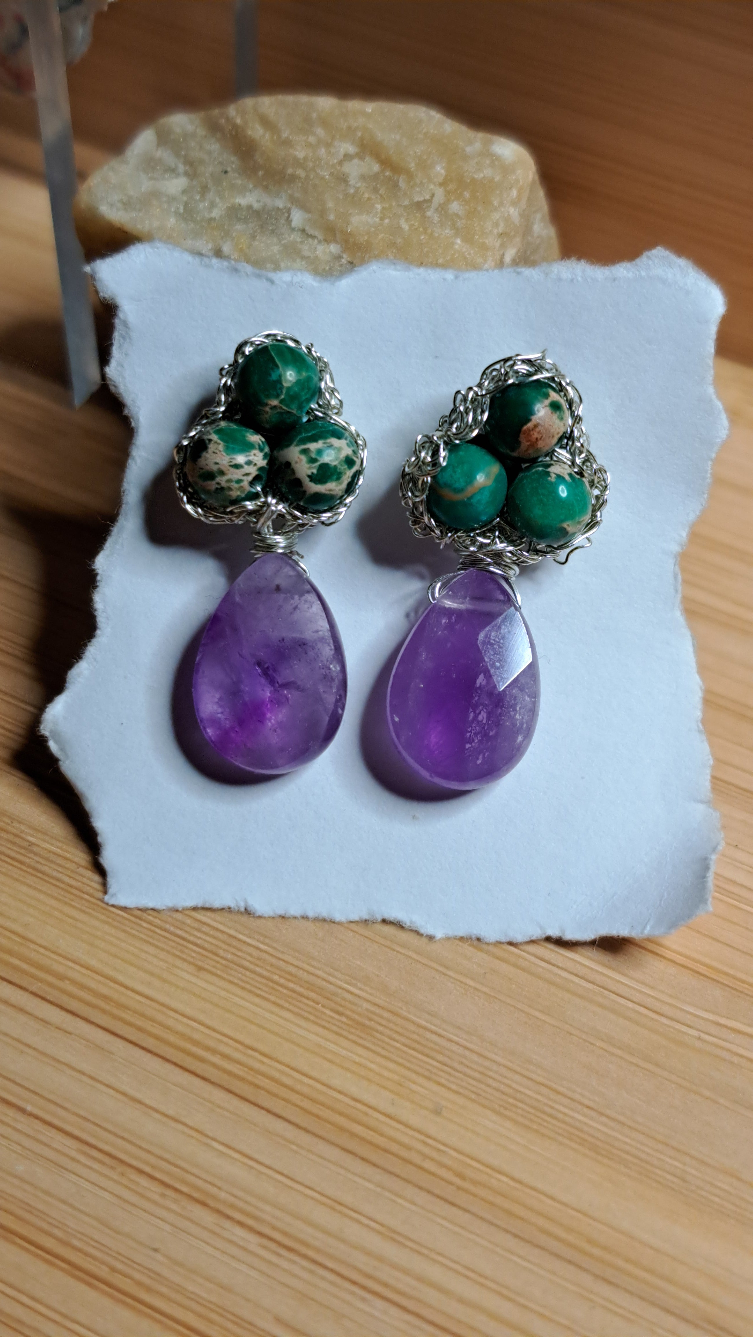 Regalite and amethyst - Crochet lace earrings made of copper wire and semi-precious stones