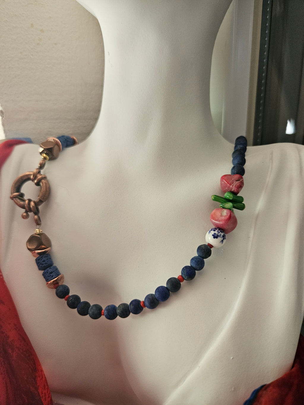 Lapis lazuli and lava stone