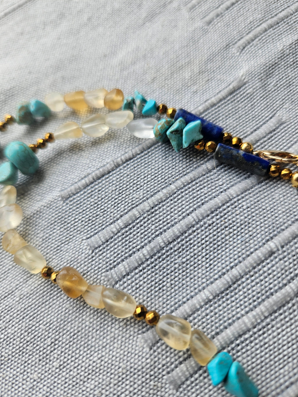 Lapis lazuli, citrin, turcoaz