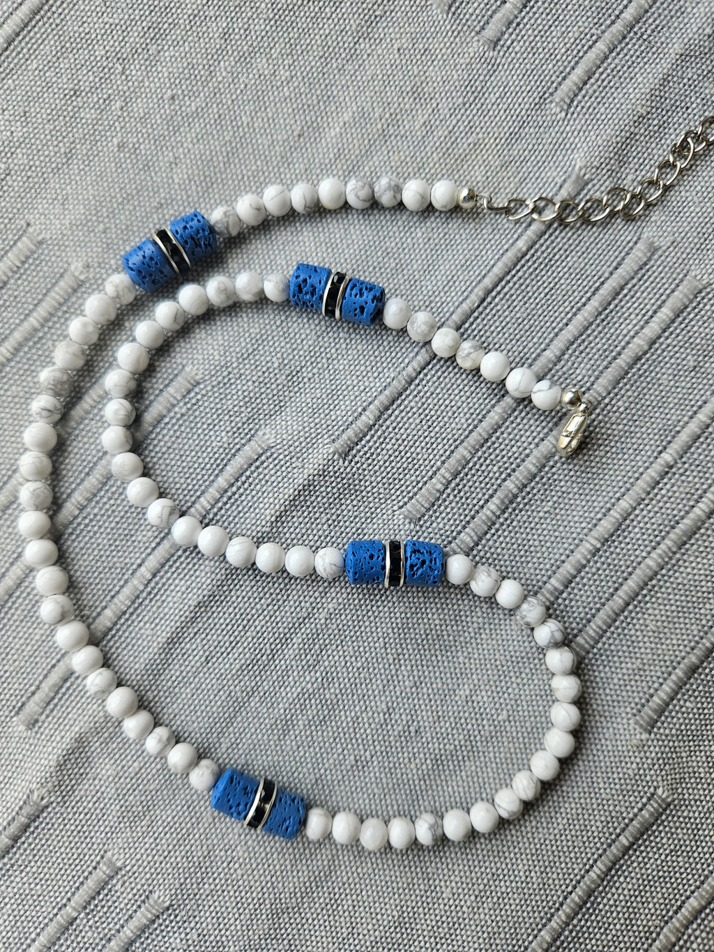 Howlite and lava stones