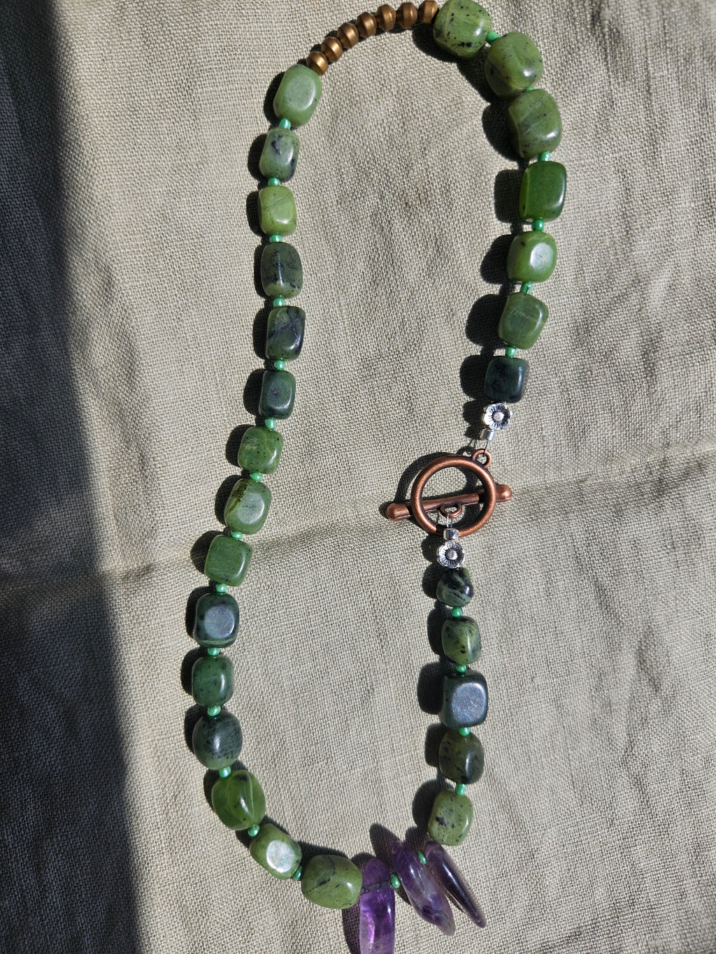 Green jade, amethyst and hematite