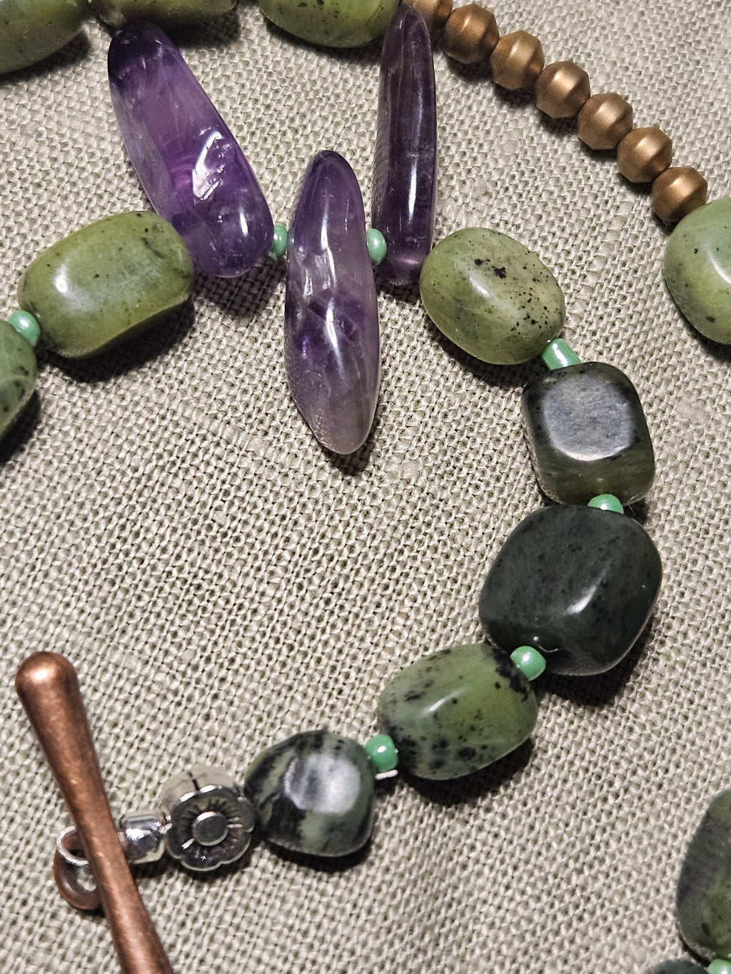 Green jade, amethyst and hematite