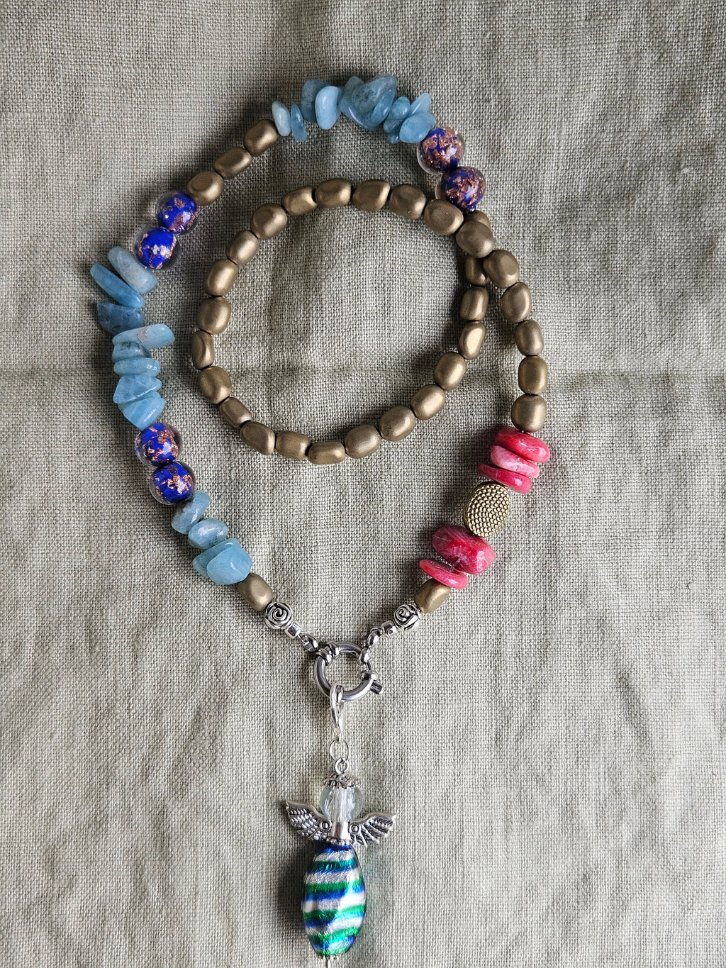 Acvamarin , hematit, coral si sticla de Murano