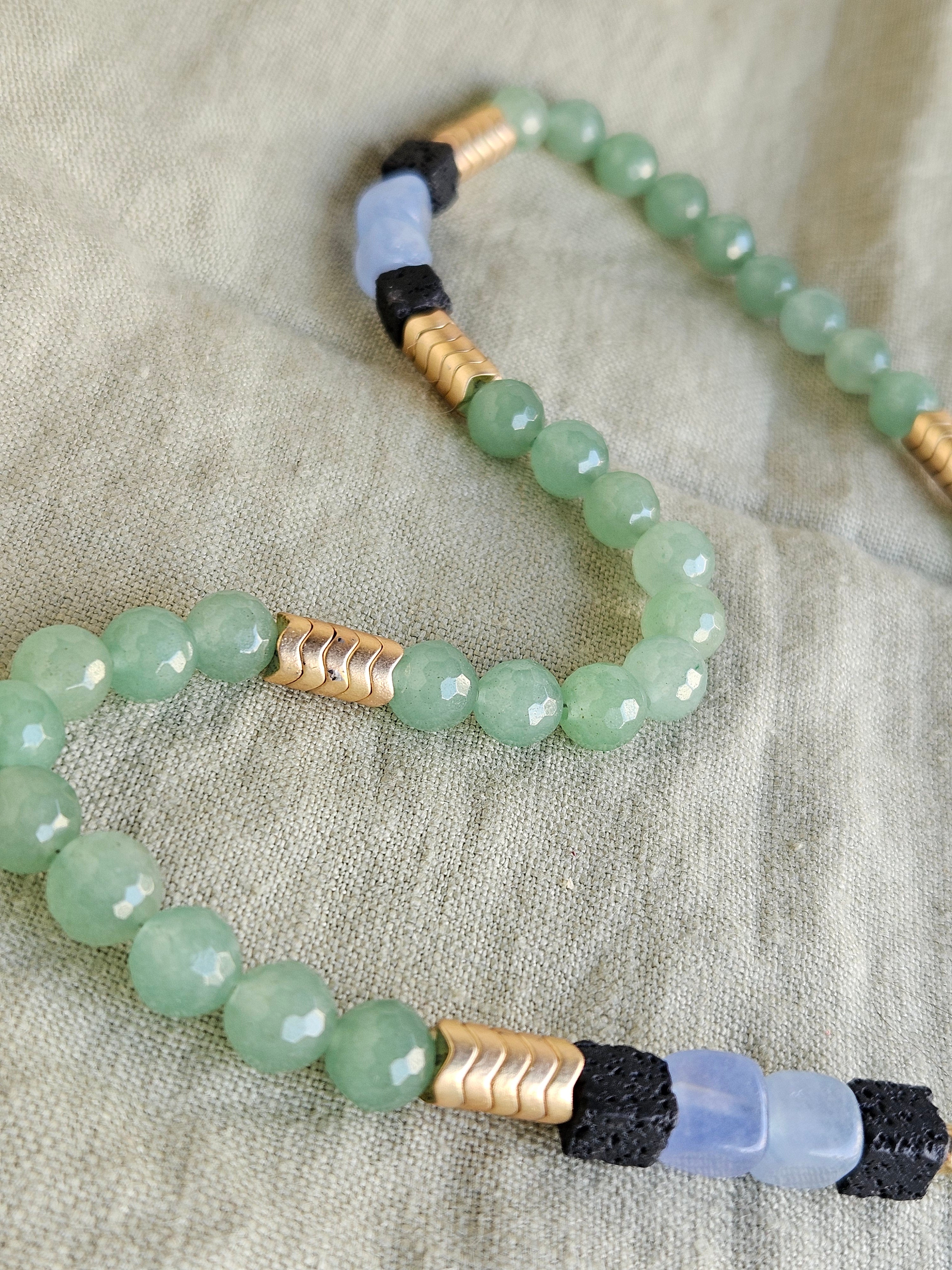 Aventurin, Hematite si jad