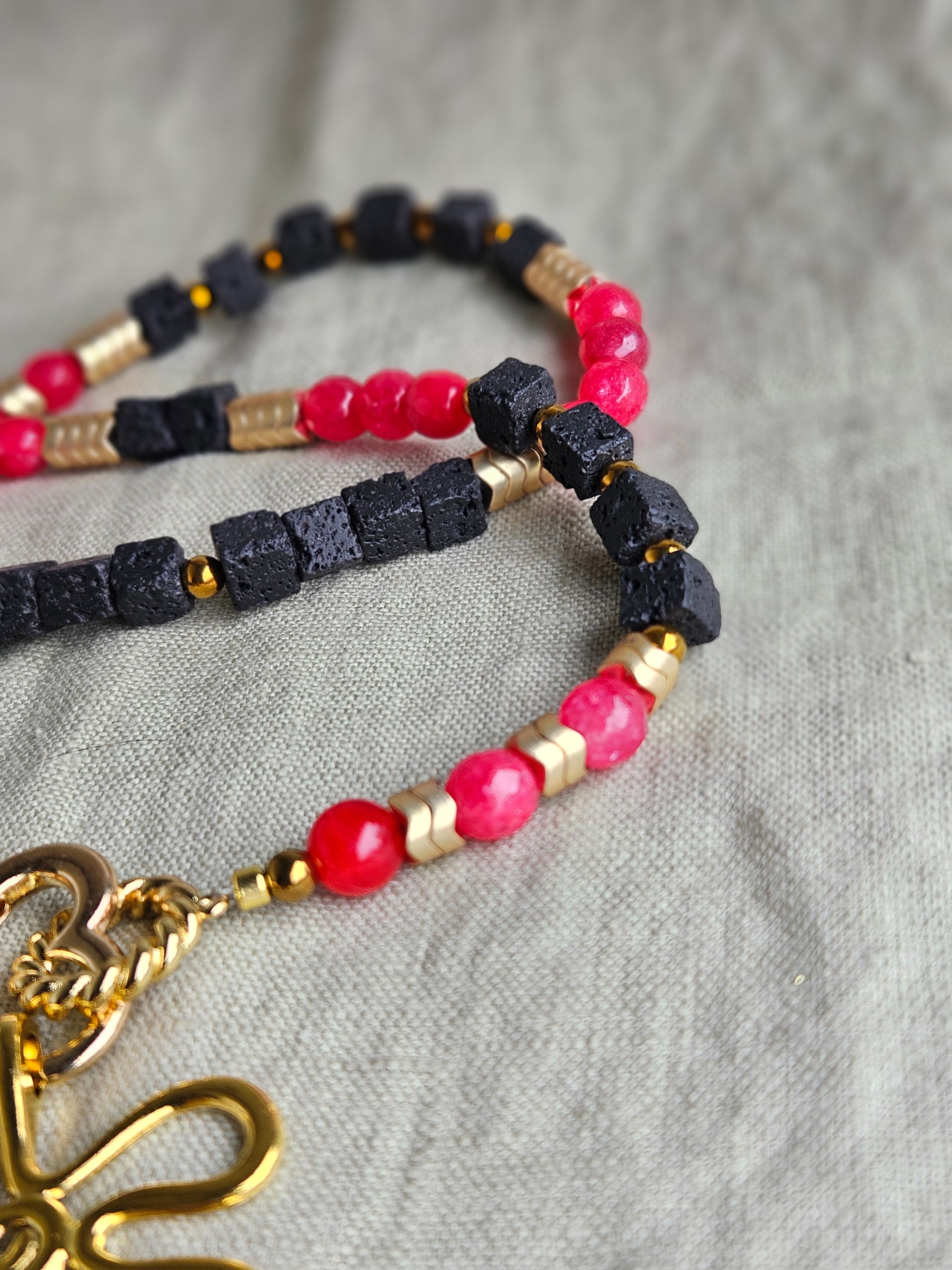 Agat rosu, lavastone si hematite