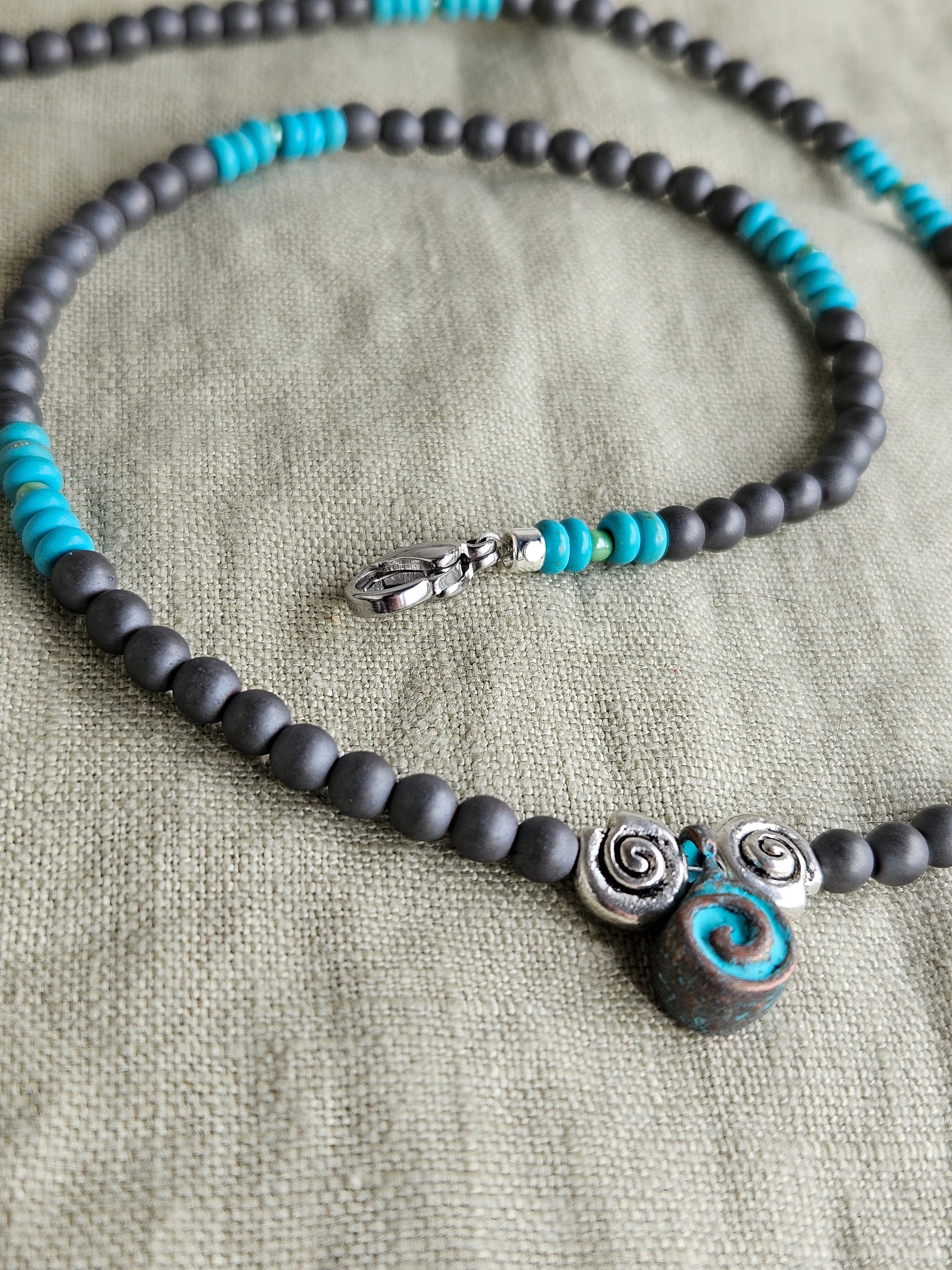 Hematite negre si turcoaz sintetic