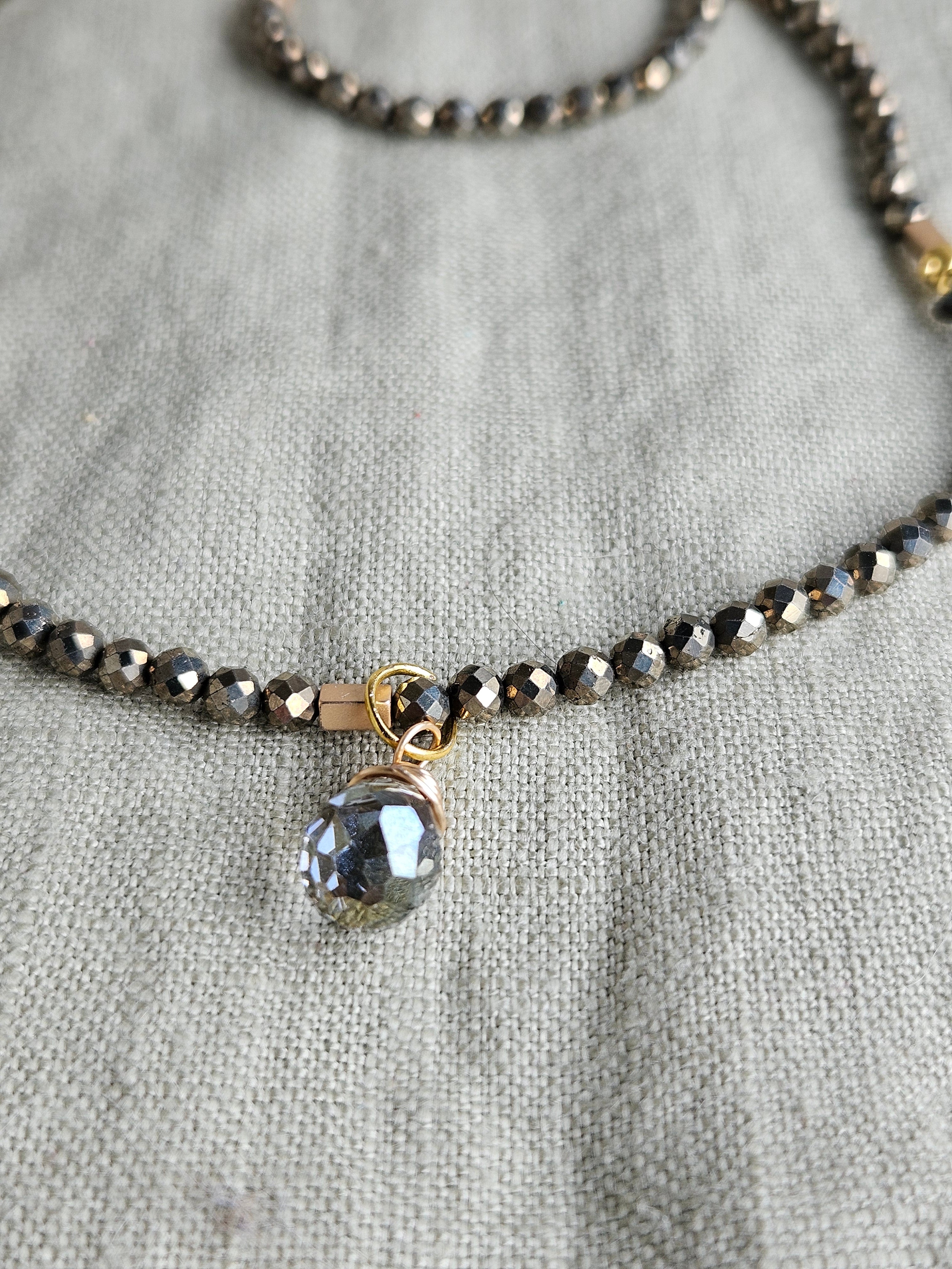 Pirita si hematite