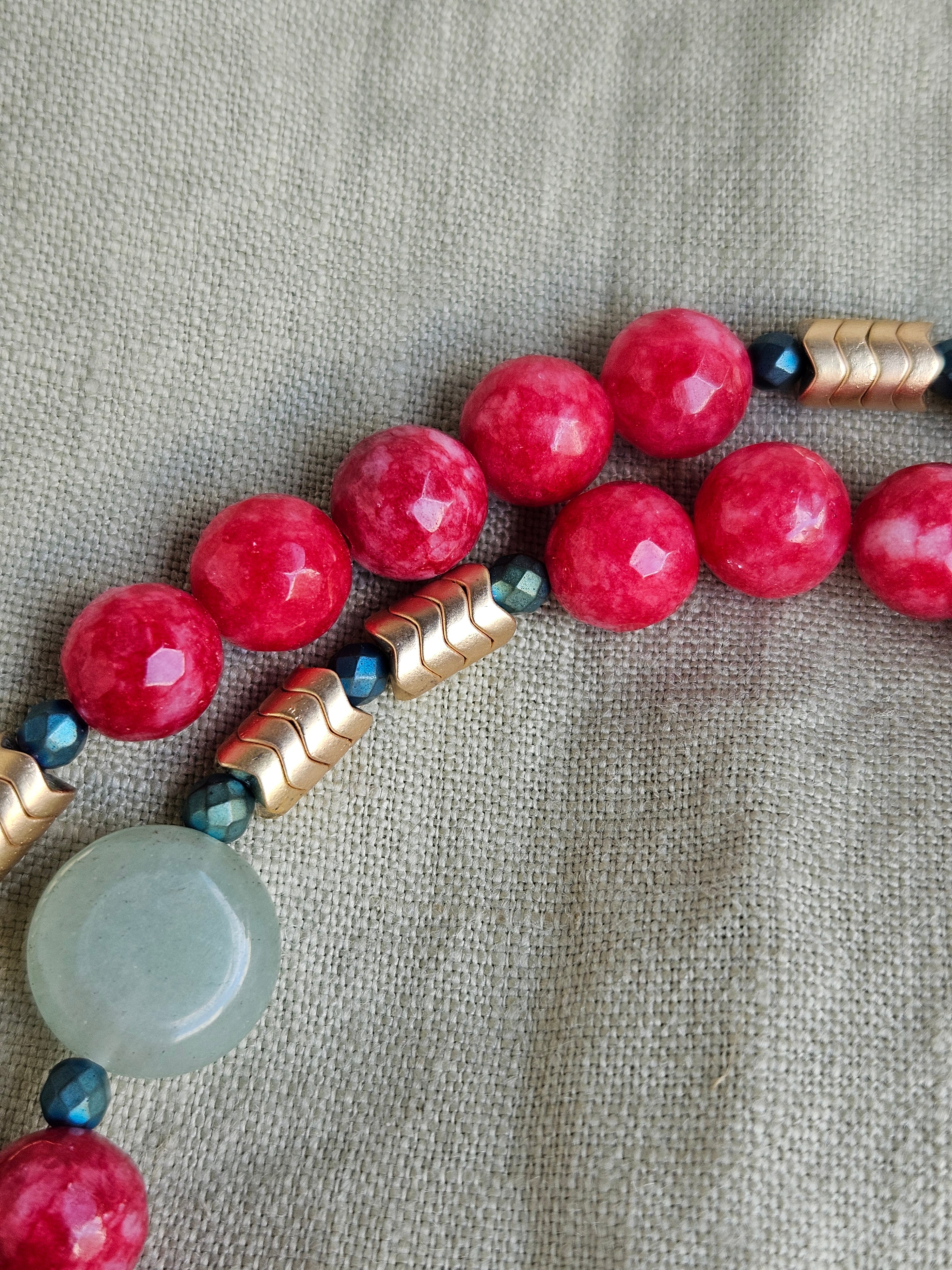 Agate, aventurin si hematite