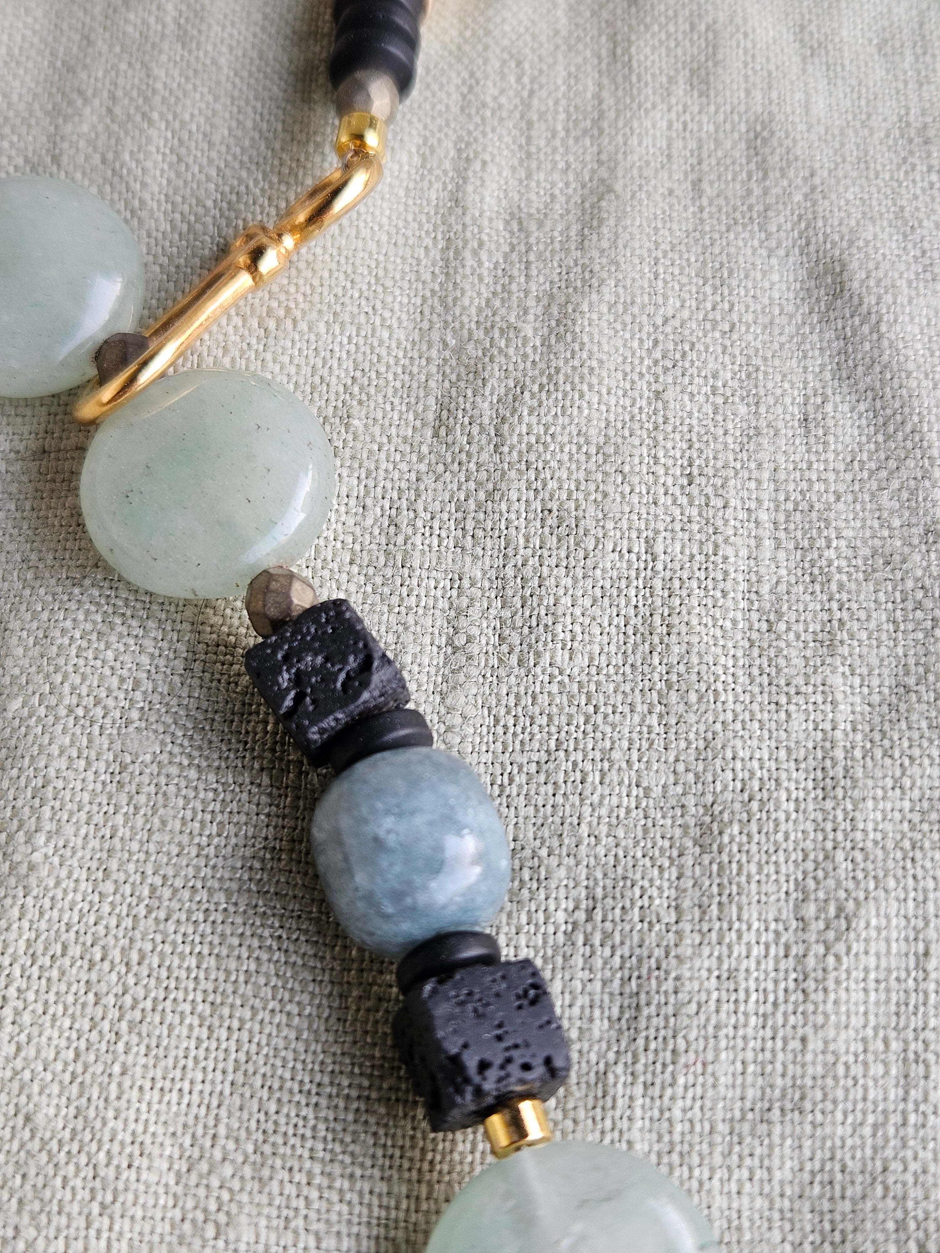 Aventurin, lava stone, jad si hematit