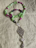 Jad si hematite
