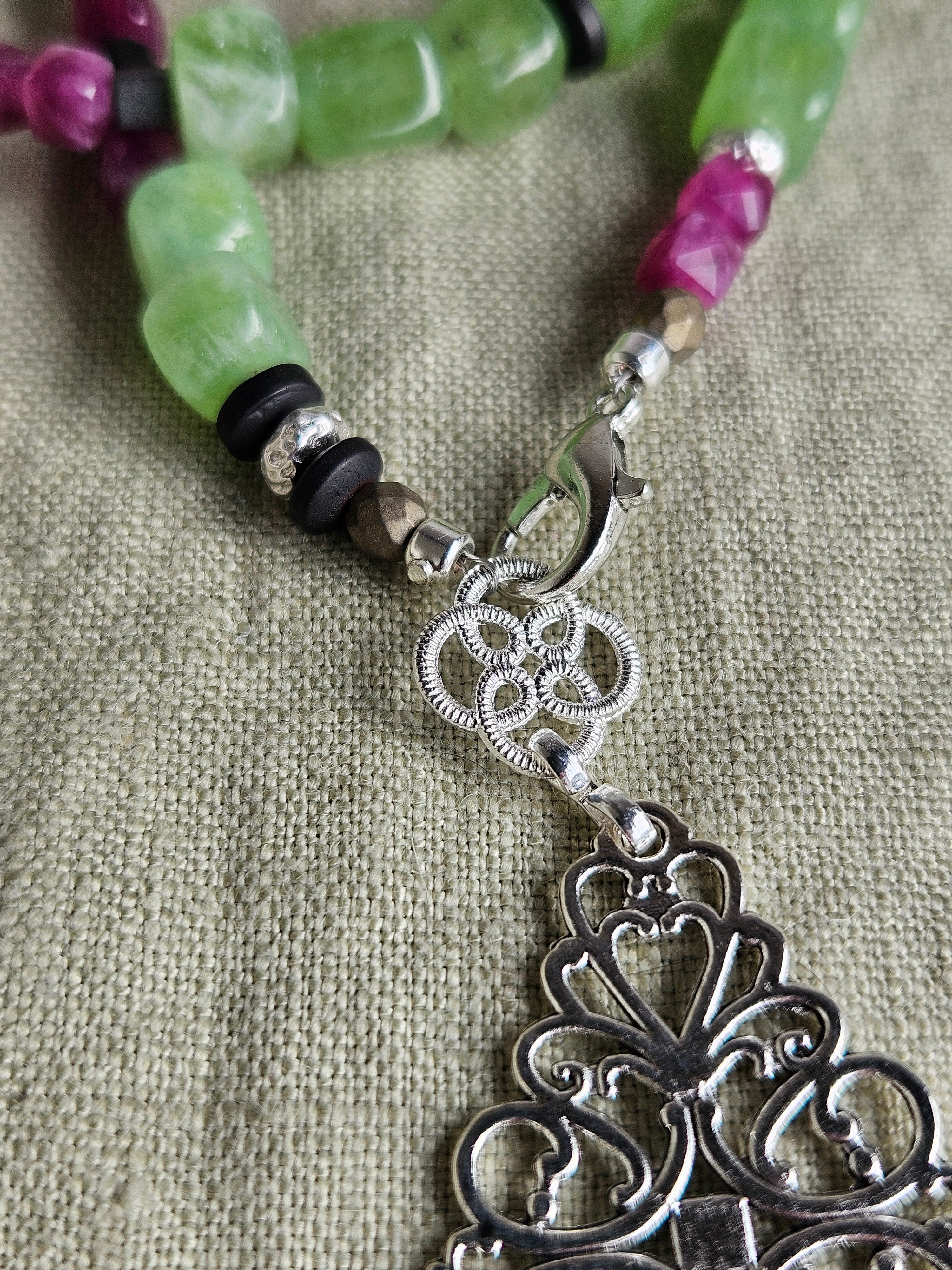 Jad si hematite