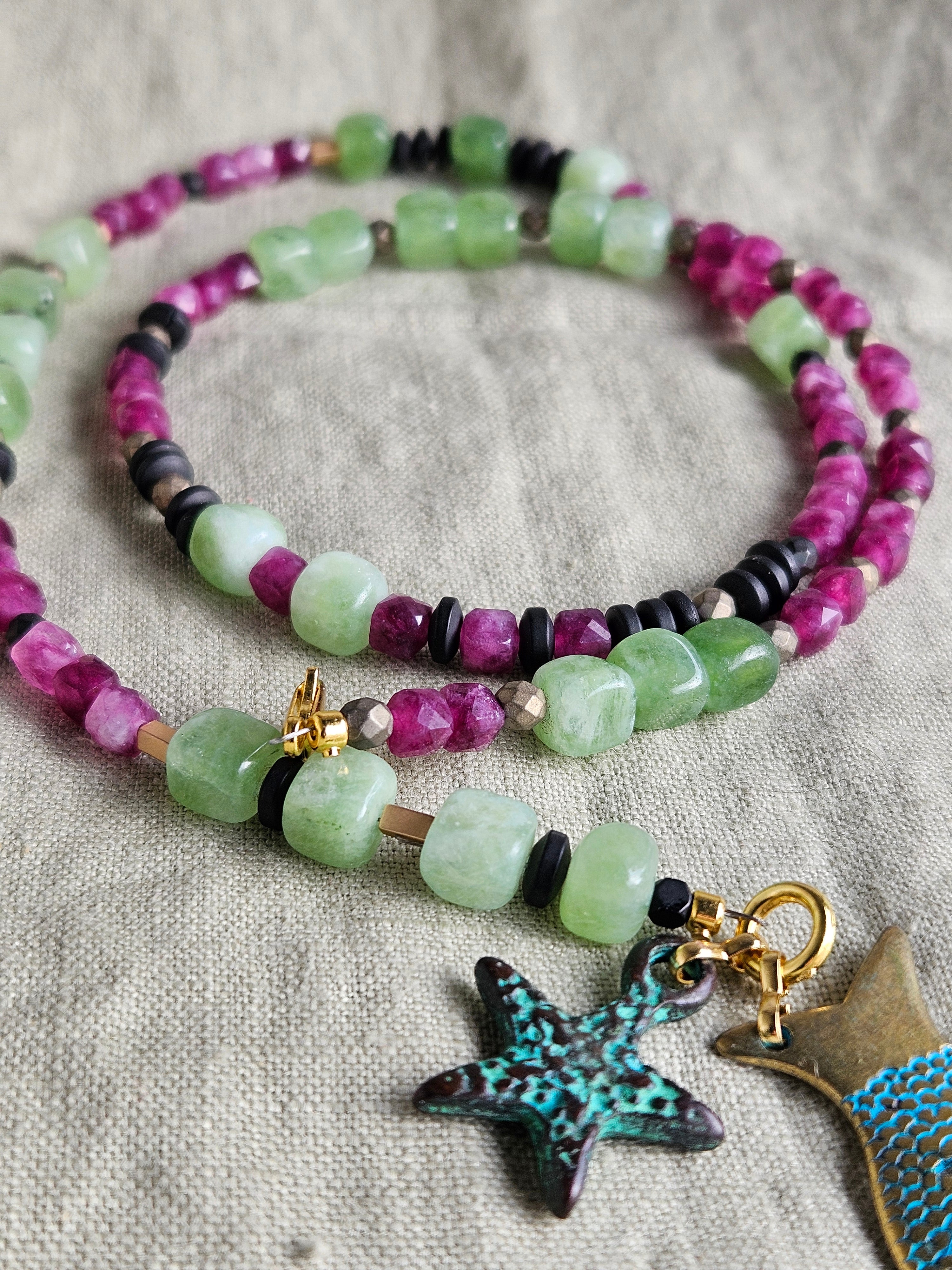 Jad si hematite