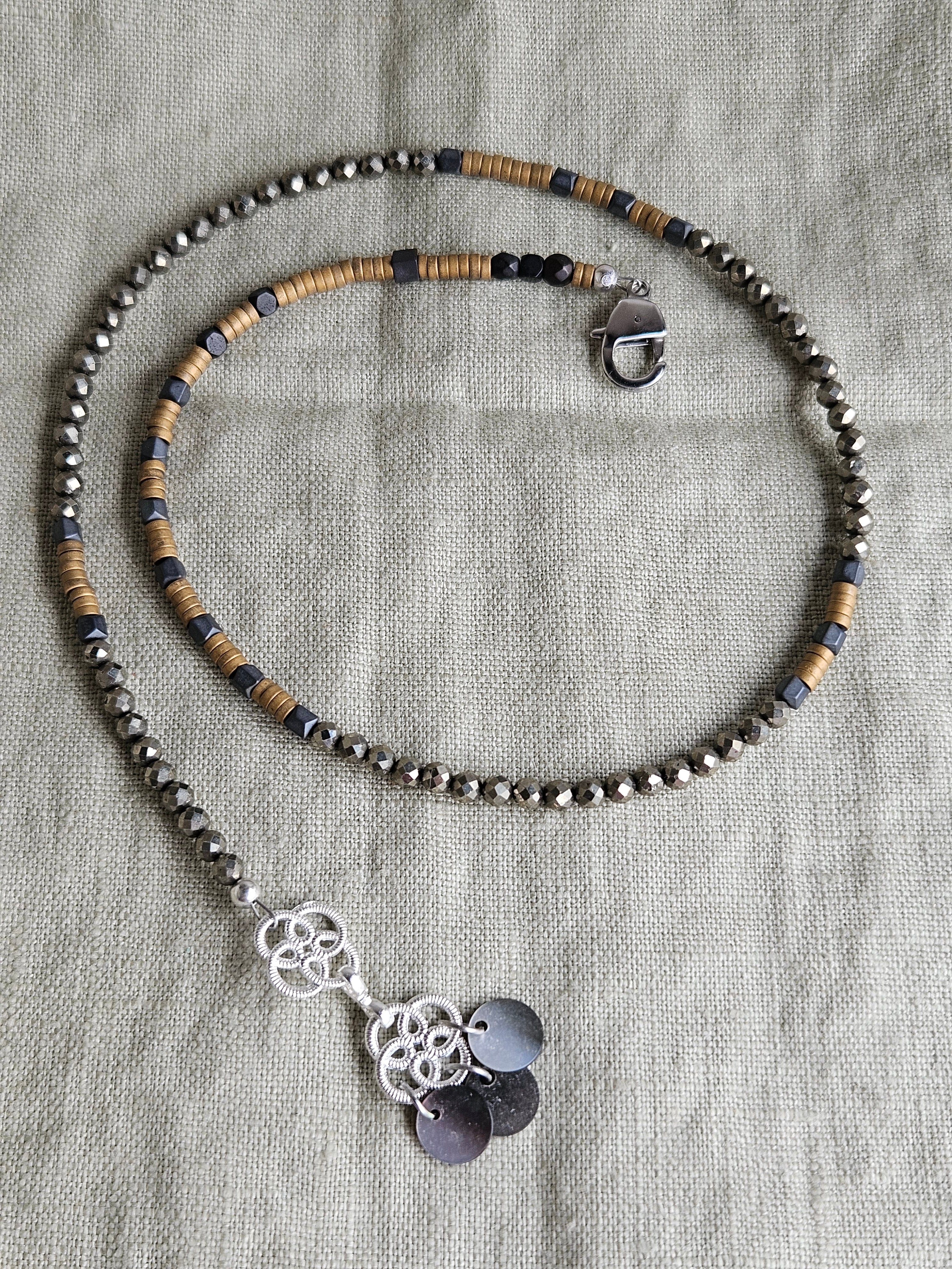 Pirita si hematite
