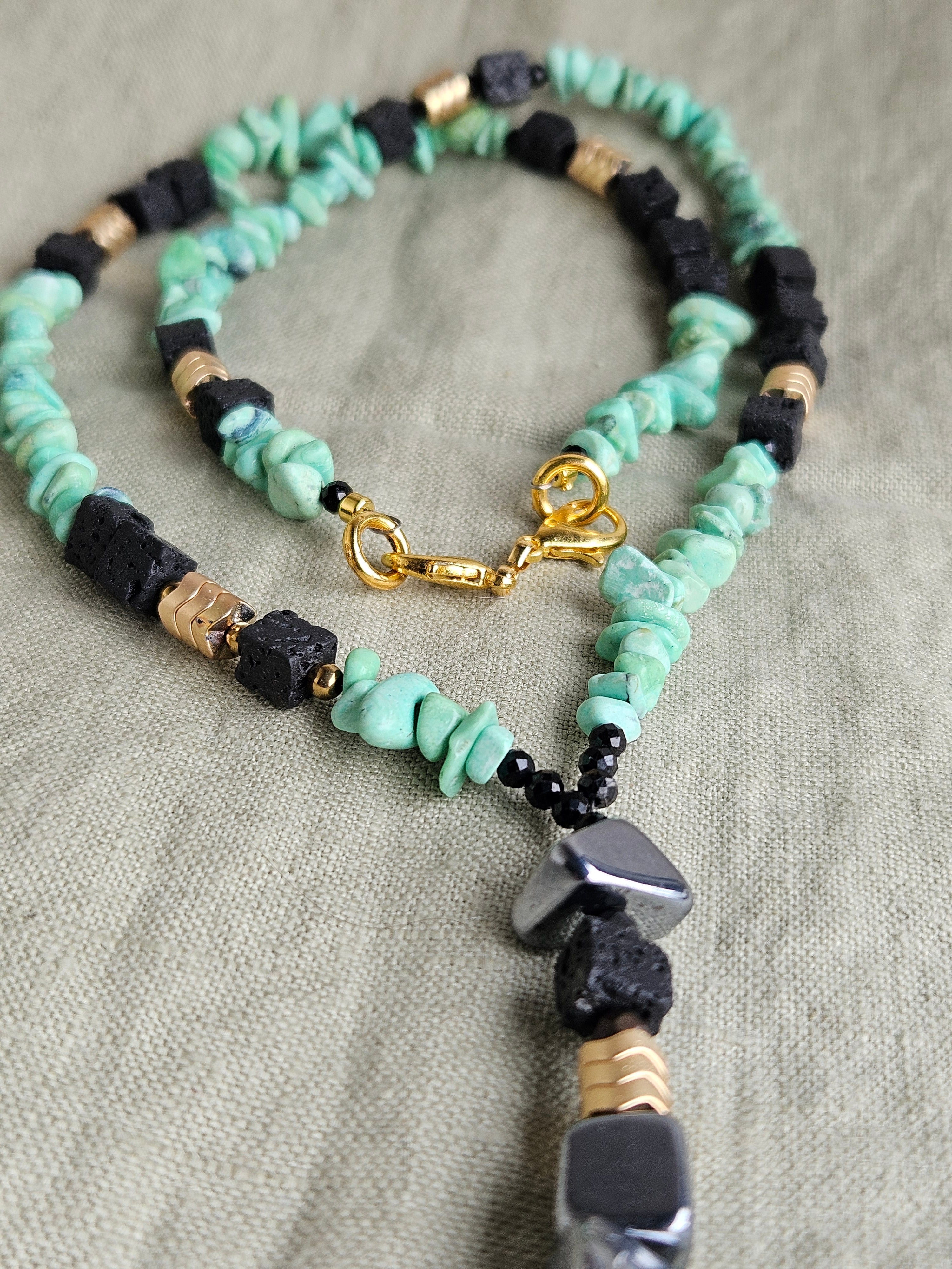 Terahetz, variscit, hematit si lava stone