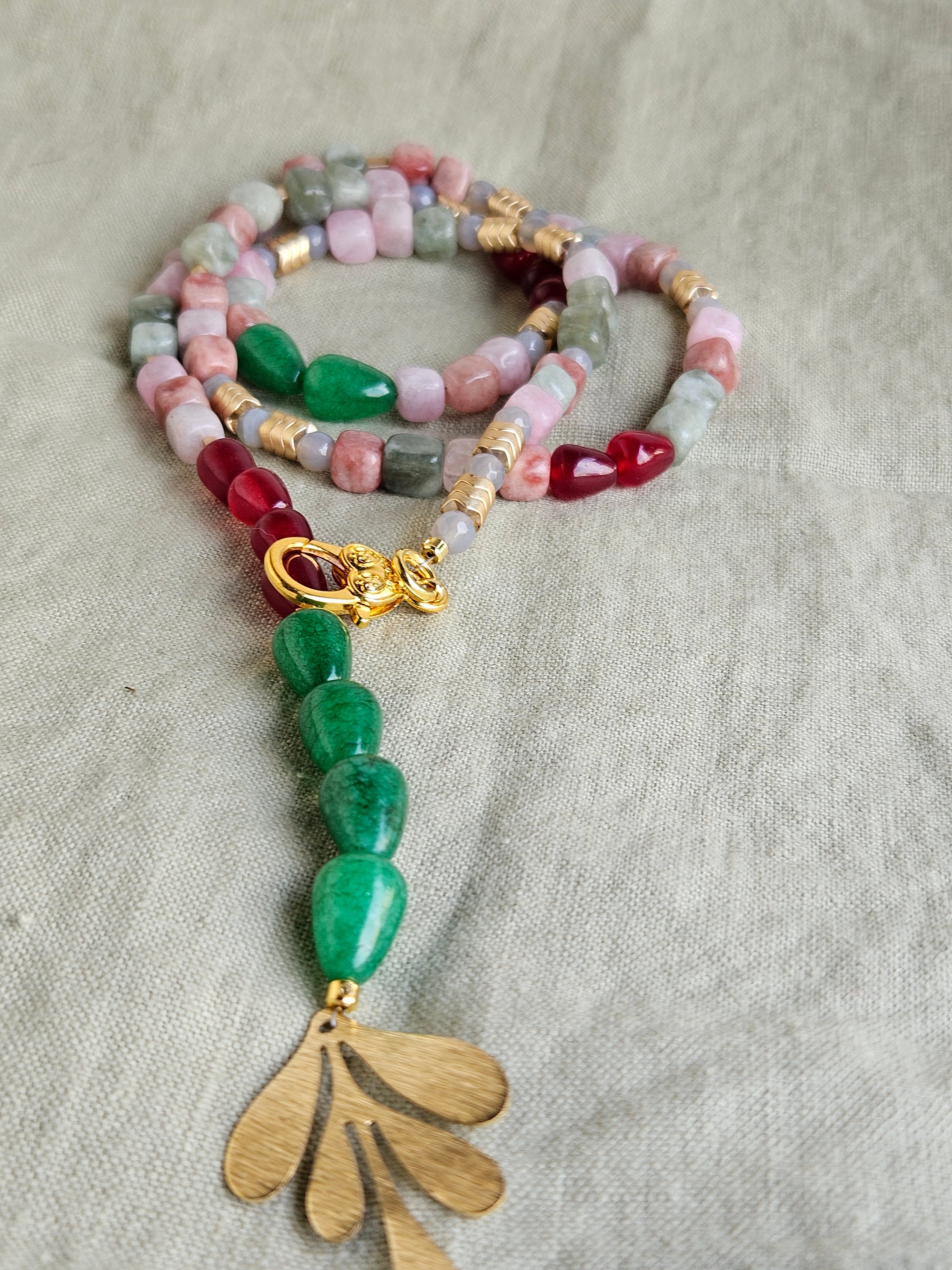 Agate, jad si hematit
