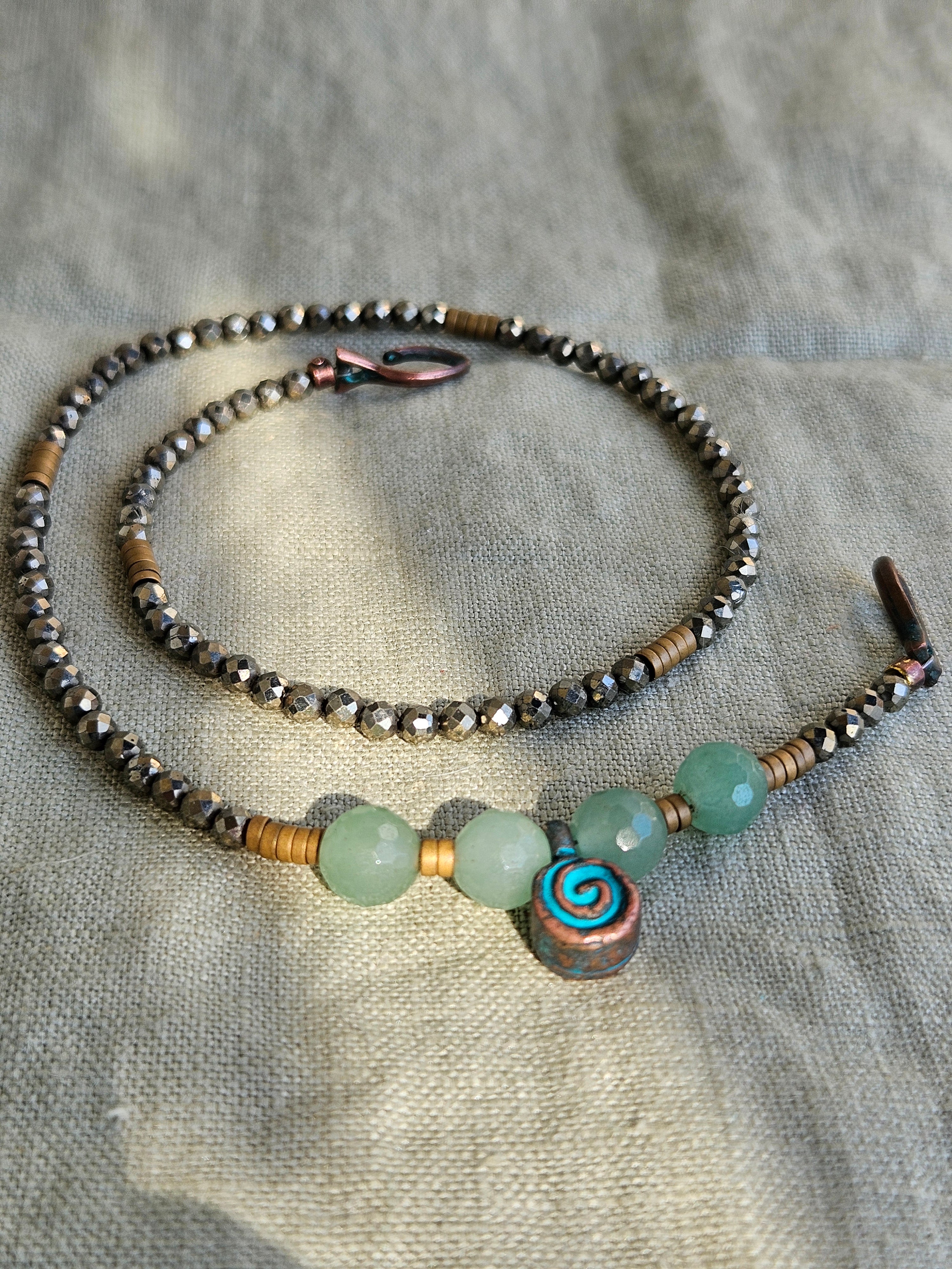 Pirita, hematite si aventurin