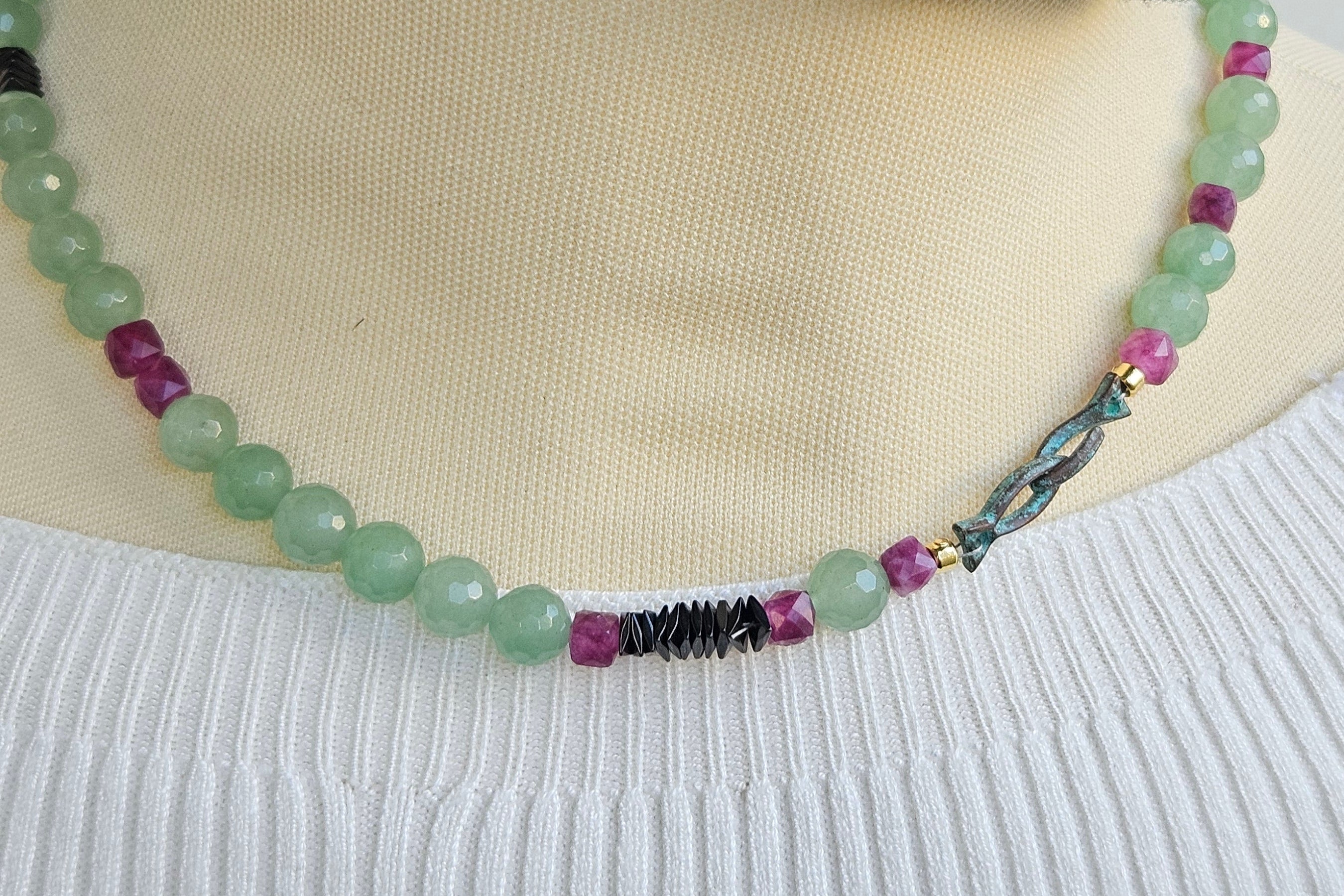 Aventurin, jad si hematite