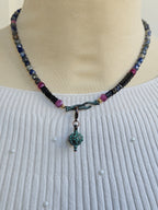 Lapis lazuli, hematite si jad