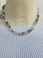 Quart roz, aventurin si hematite