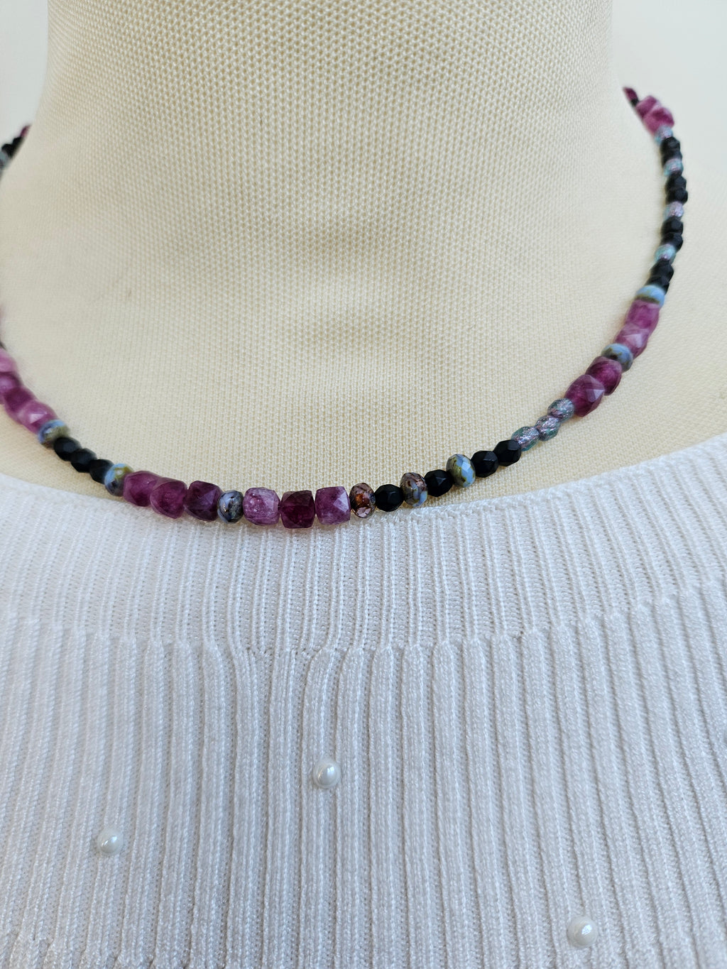 Jad si hematite
