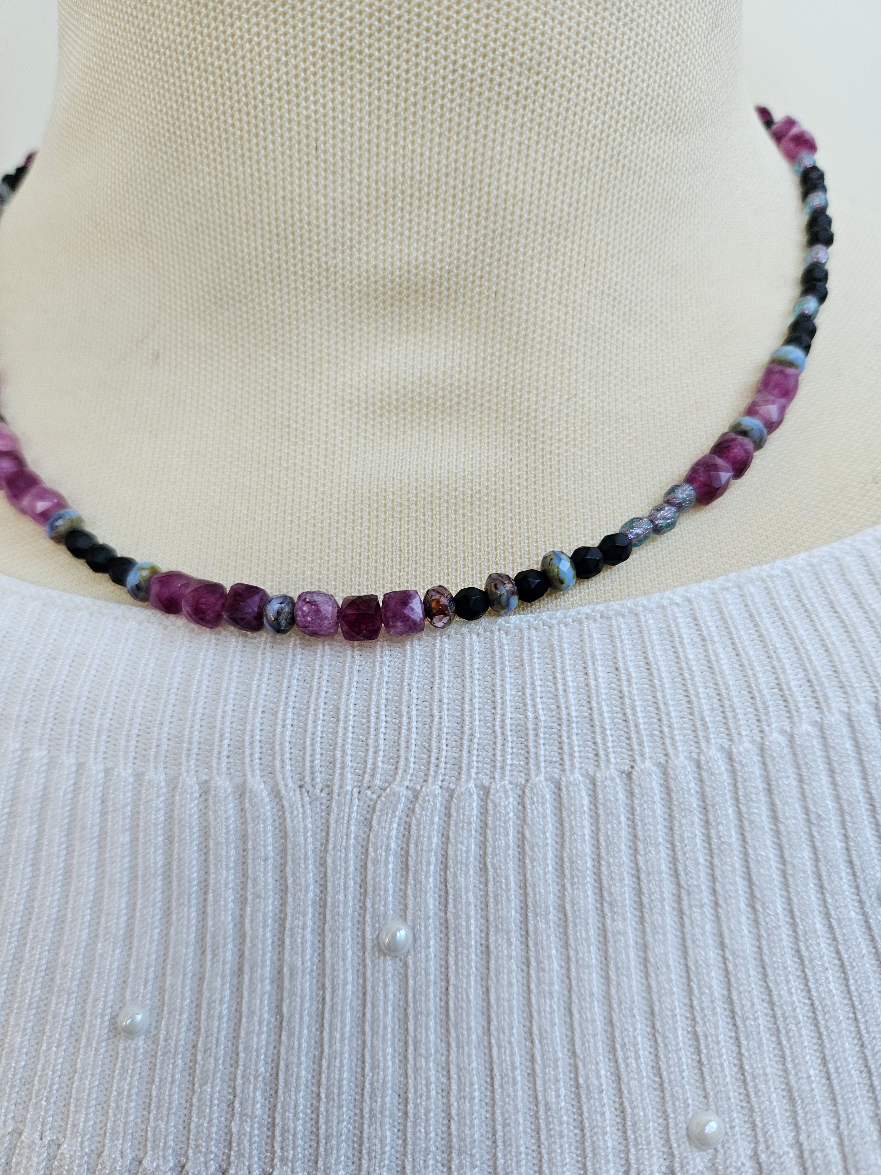 Jad si hematite