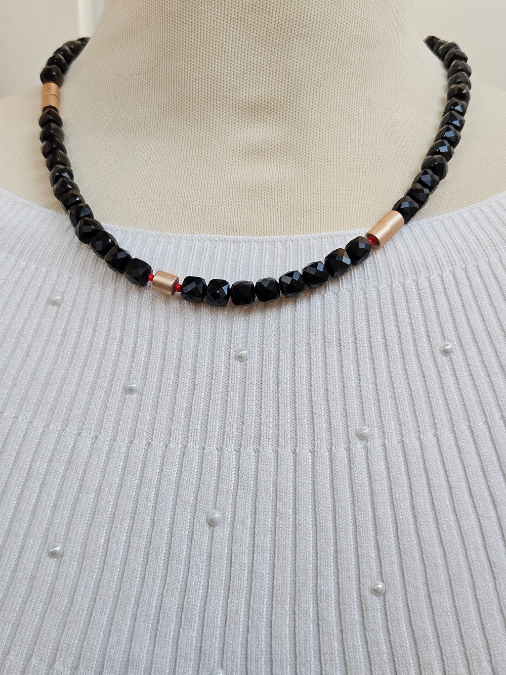 Obsdian  si hematite