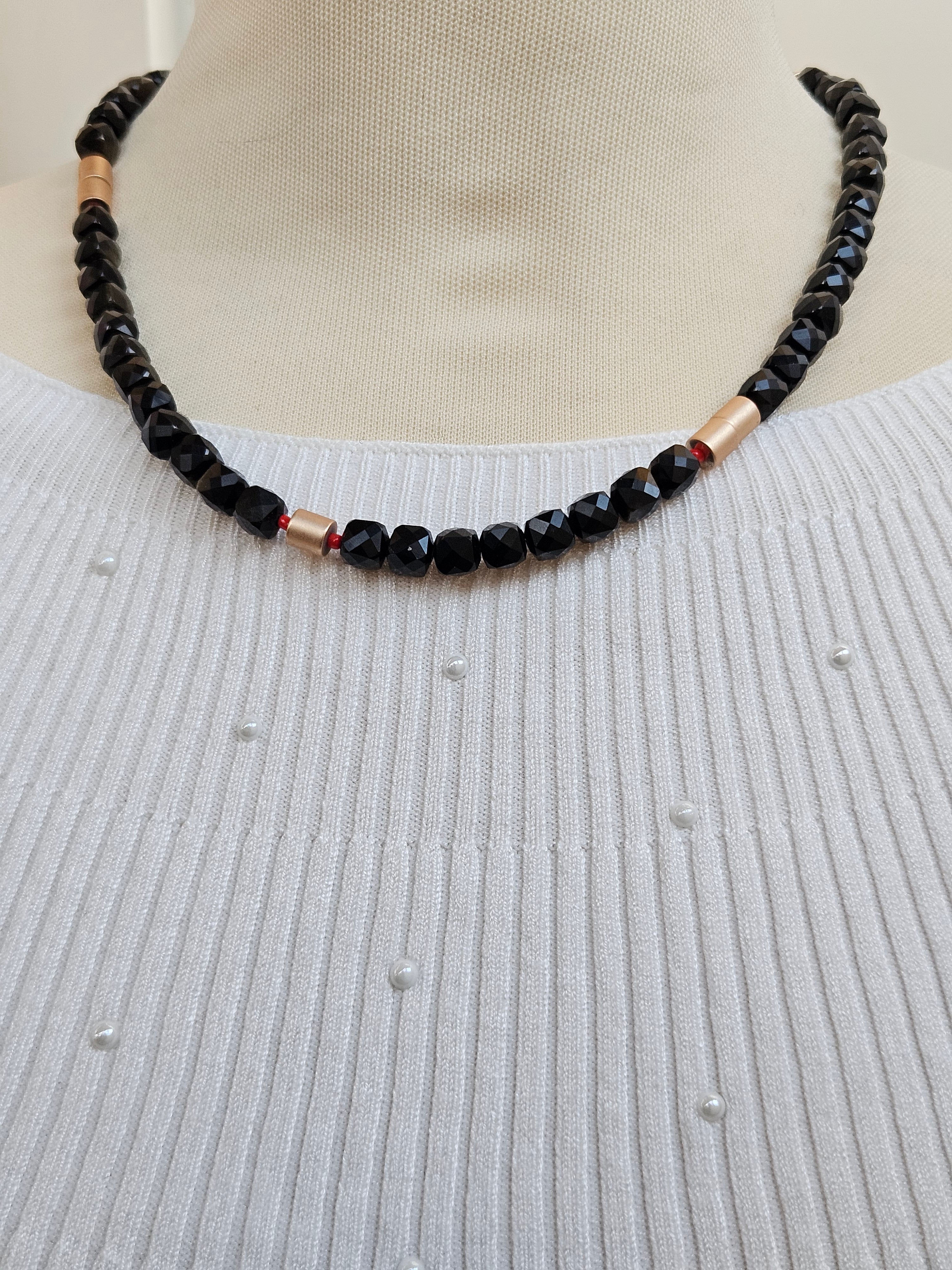 Obsdian  si hematite