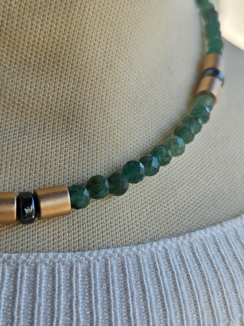 Aventurin si hematite