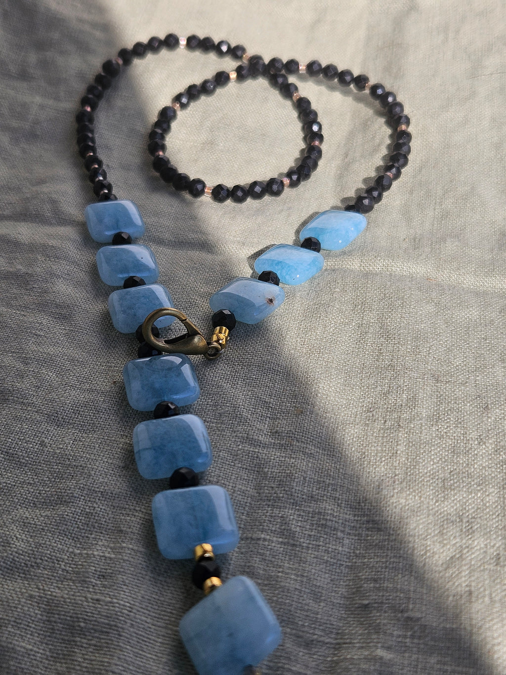 Angelit si turmalina neagra