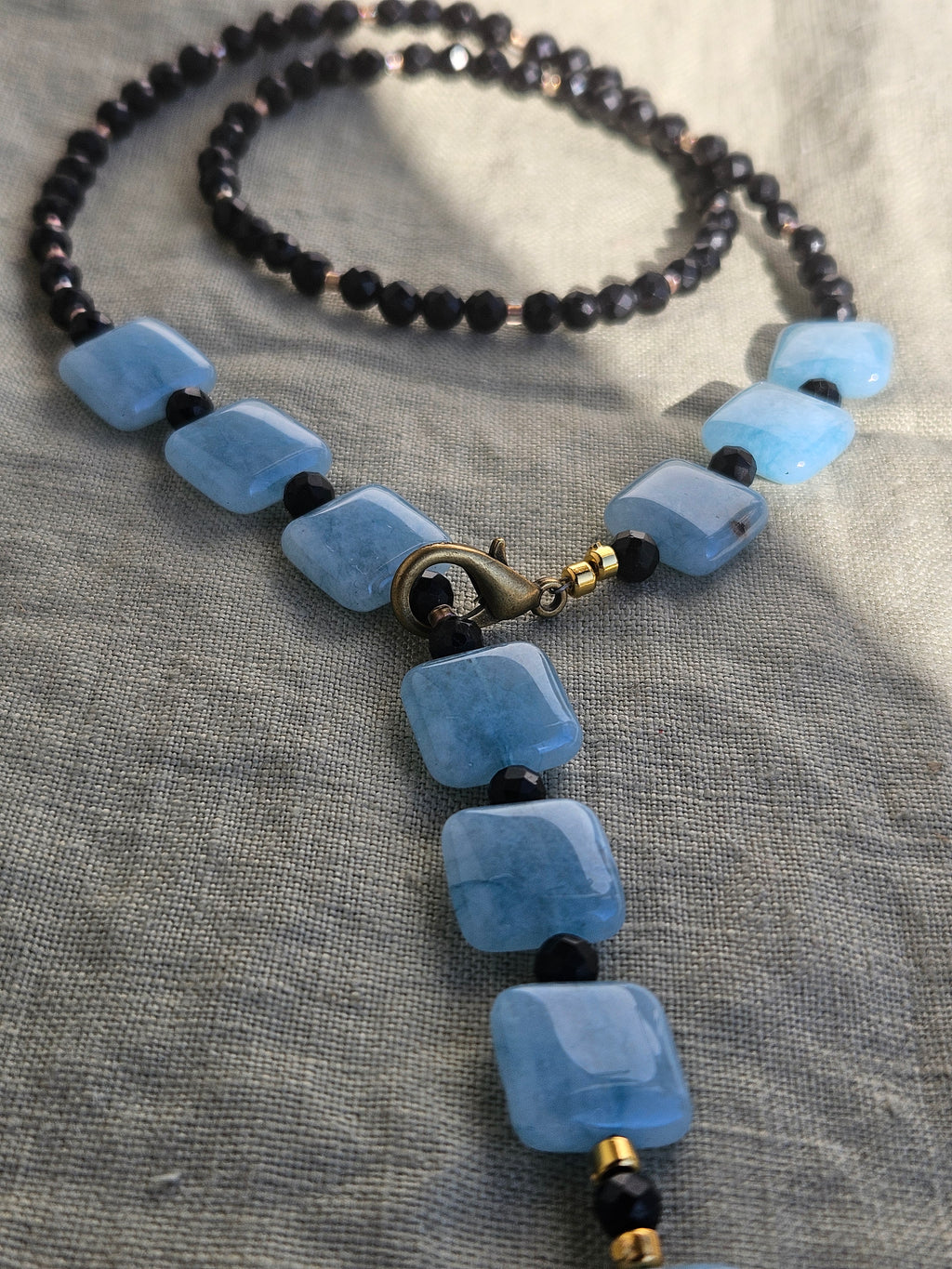 Angelit si turmalina neagra