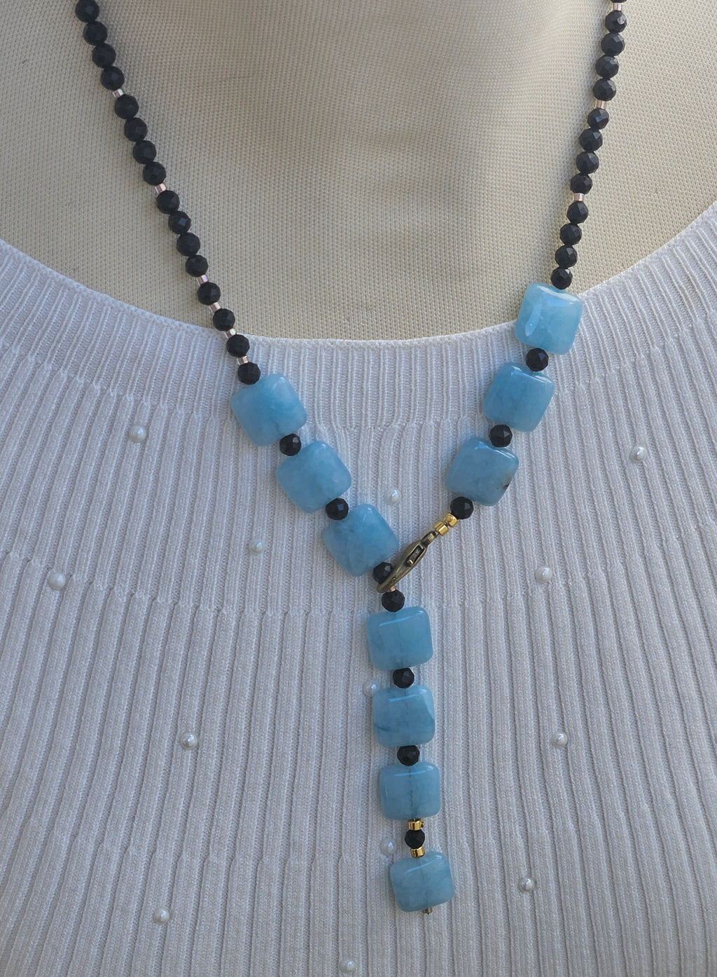 Angelit si turmalina neagra