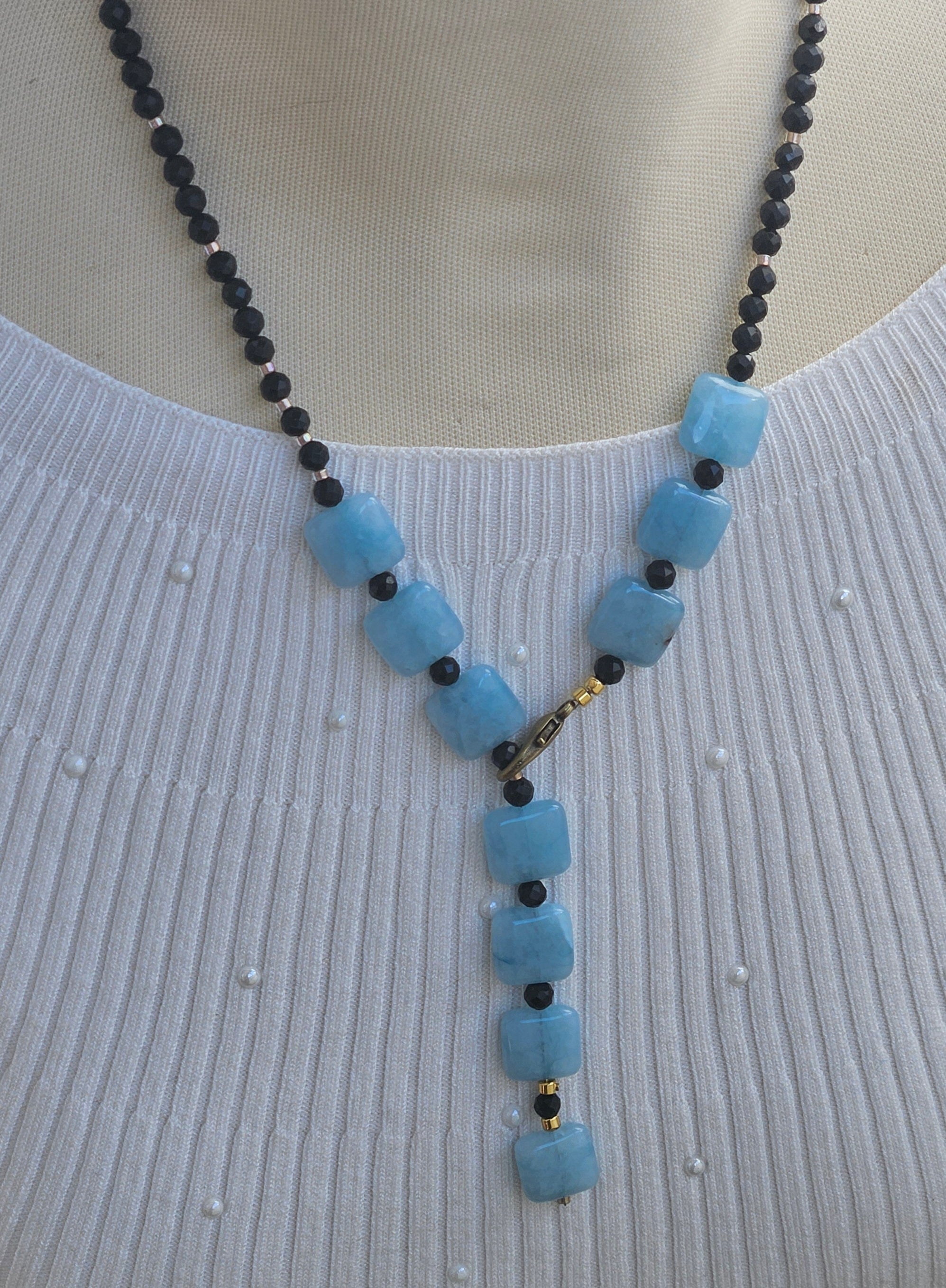 Angelit si turmalina neagra