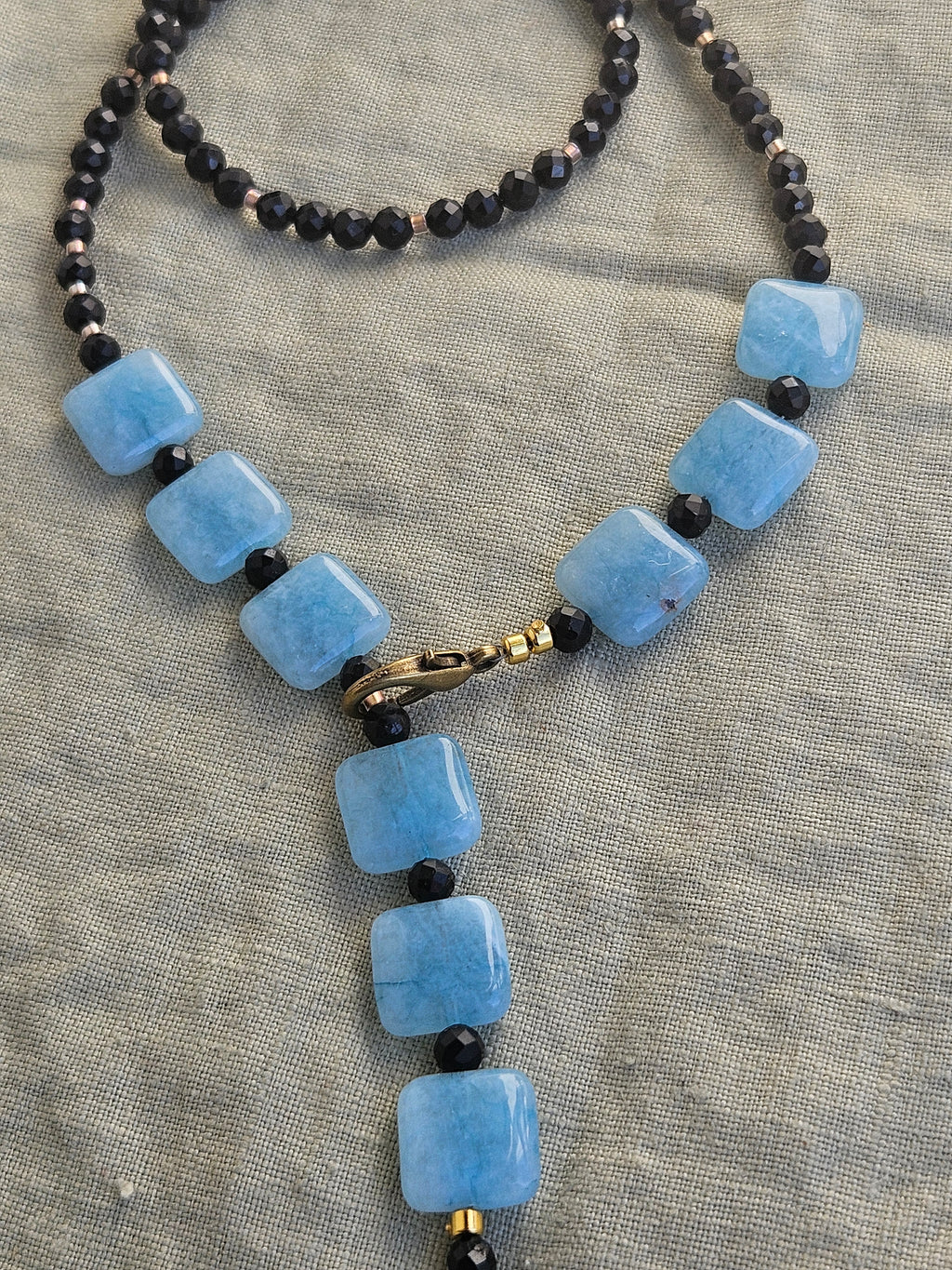 Angelit si turmalina neagra