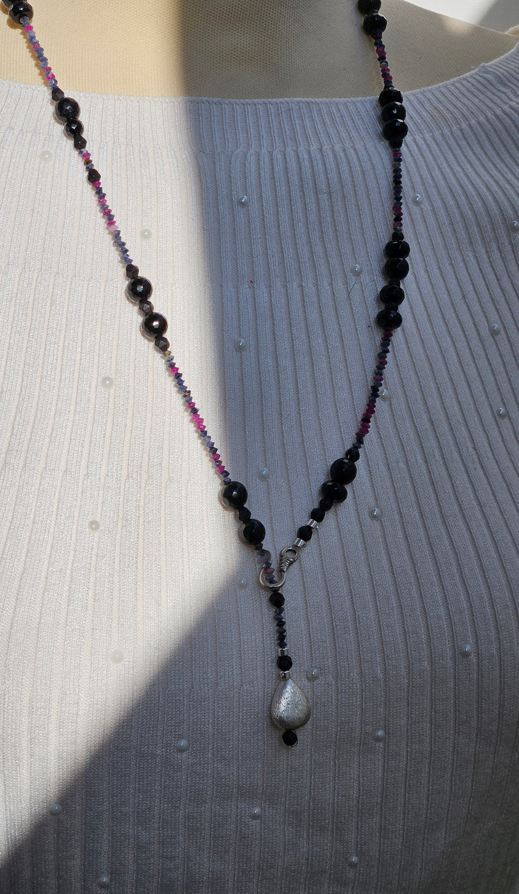 Rubin, safir si onix