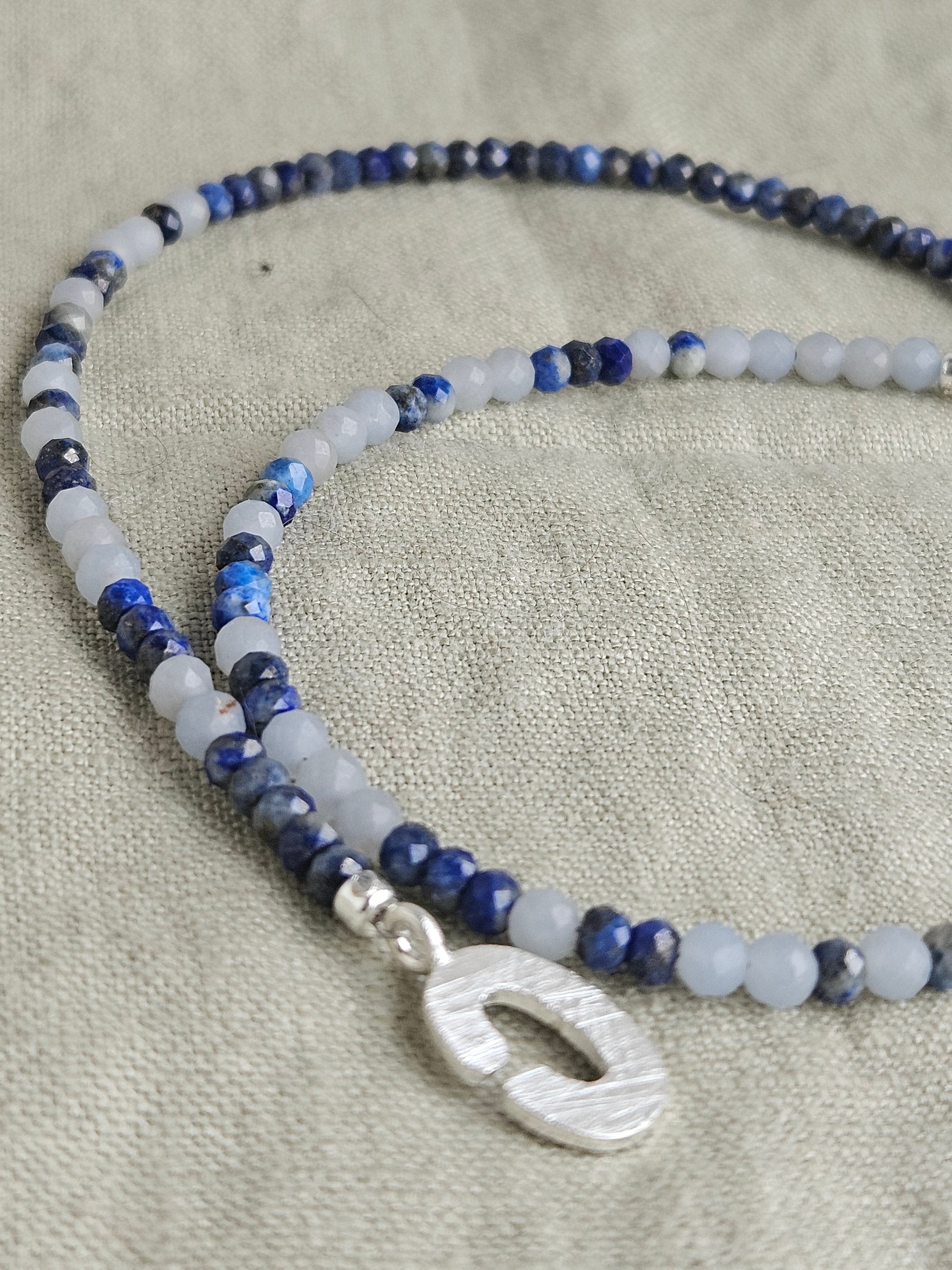 Lapis lazuli si angelit