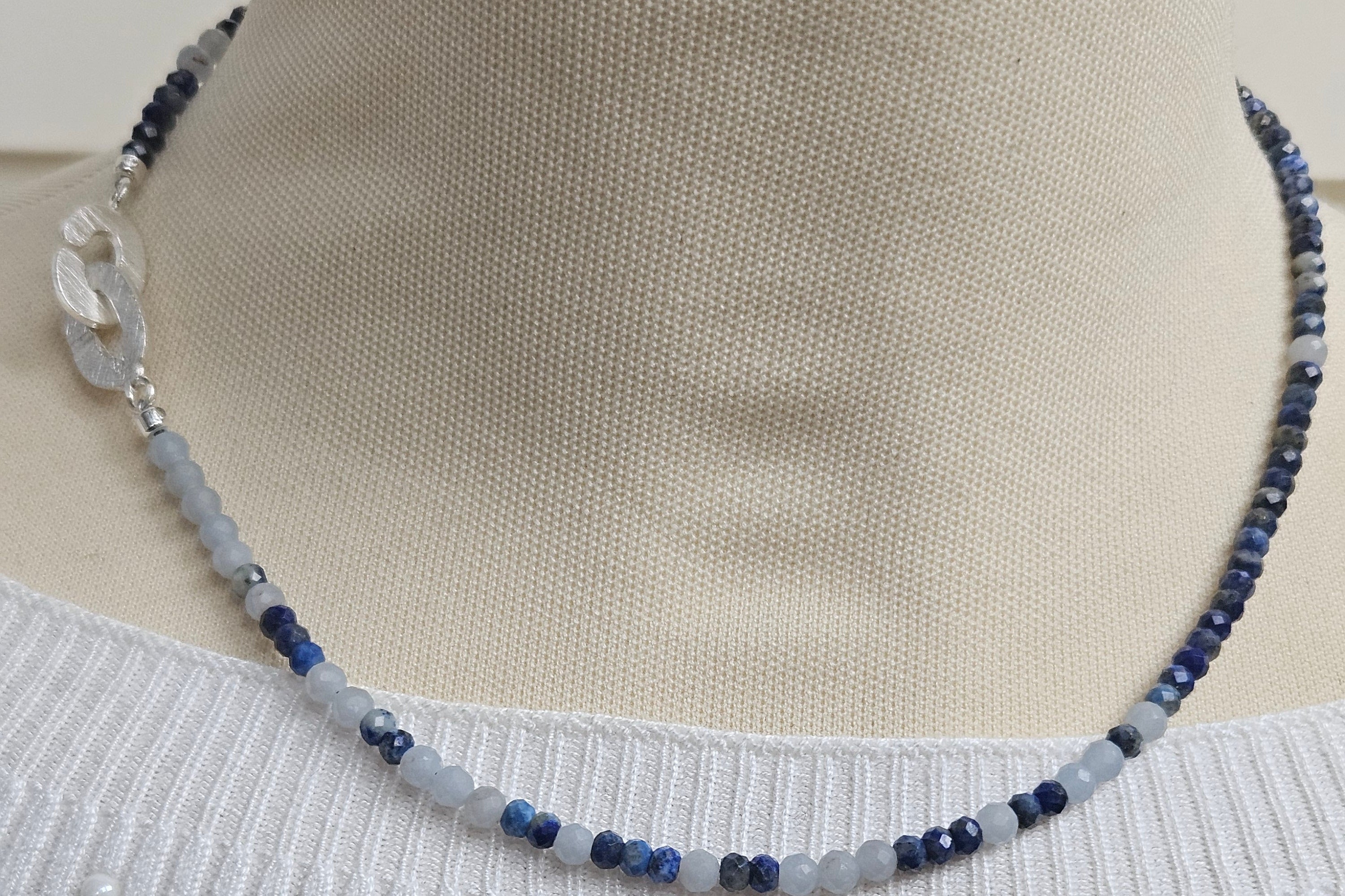 Lapis lazuli si angelit