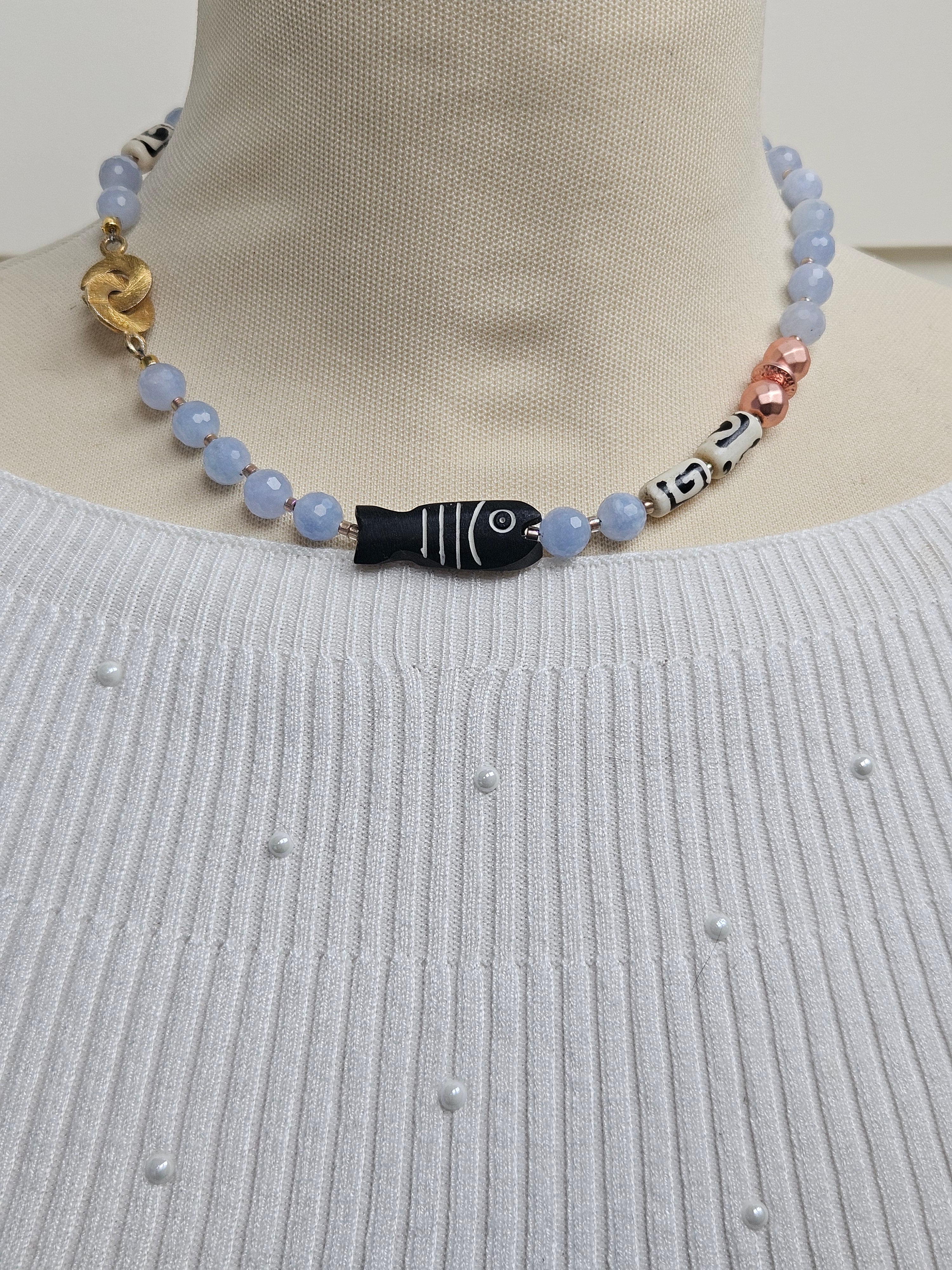 Acvamarina, hematit si os