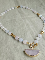 Morganit si cuart roz