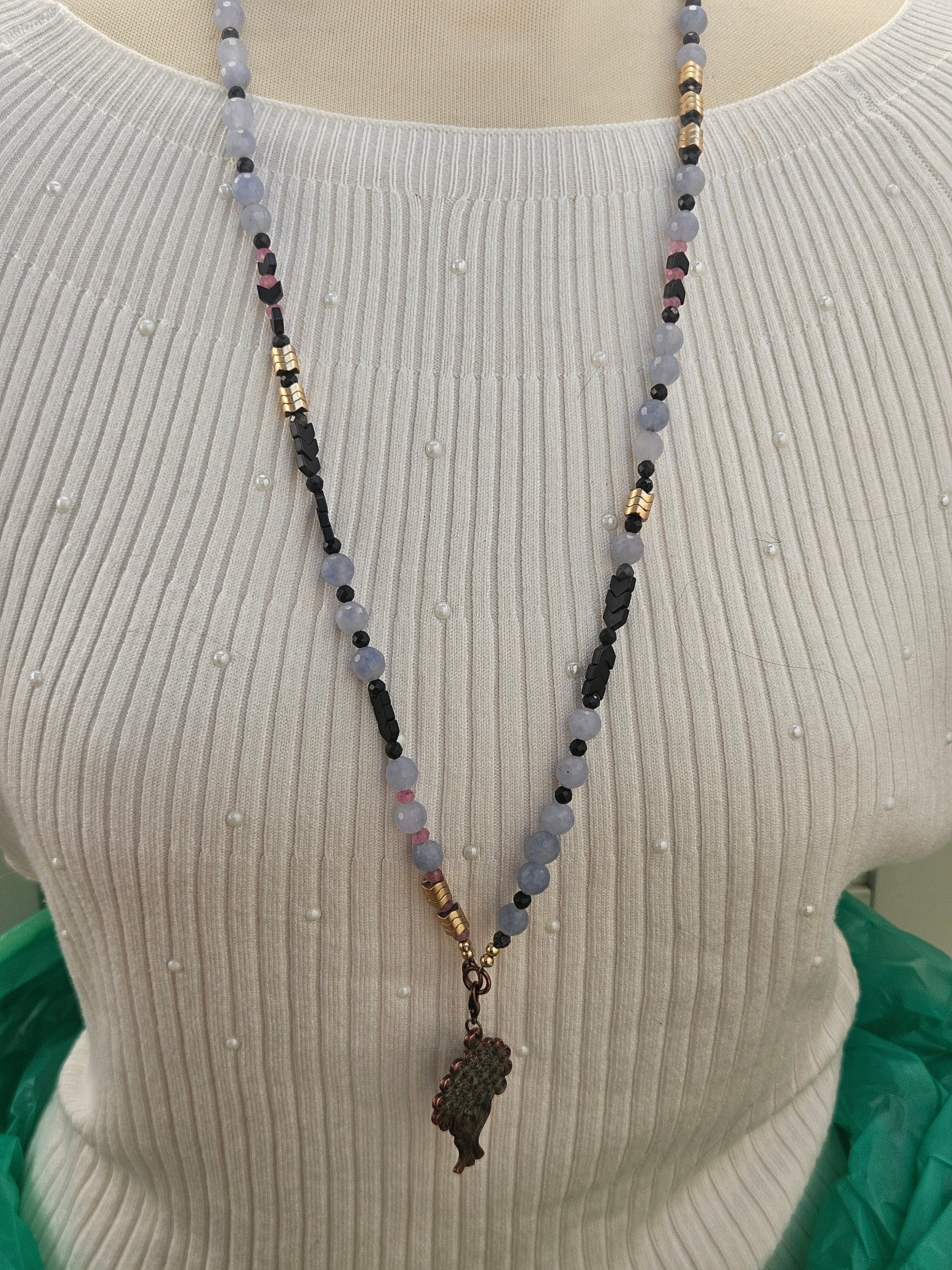 Acvamarina, hematit si agat