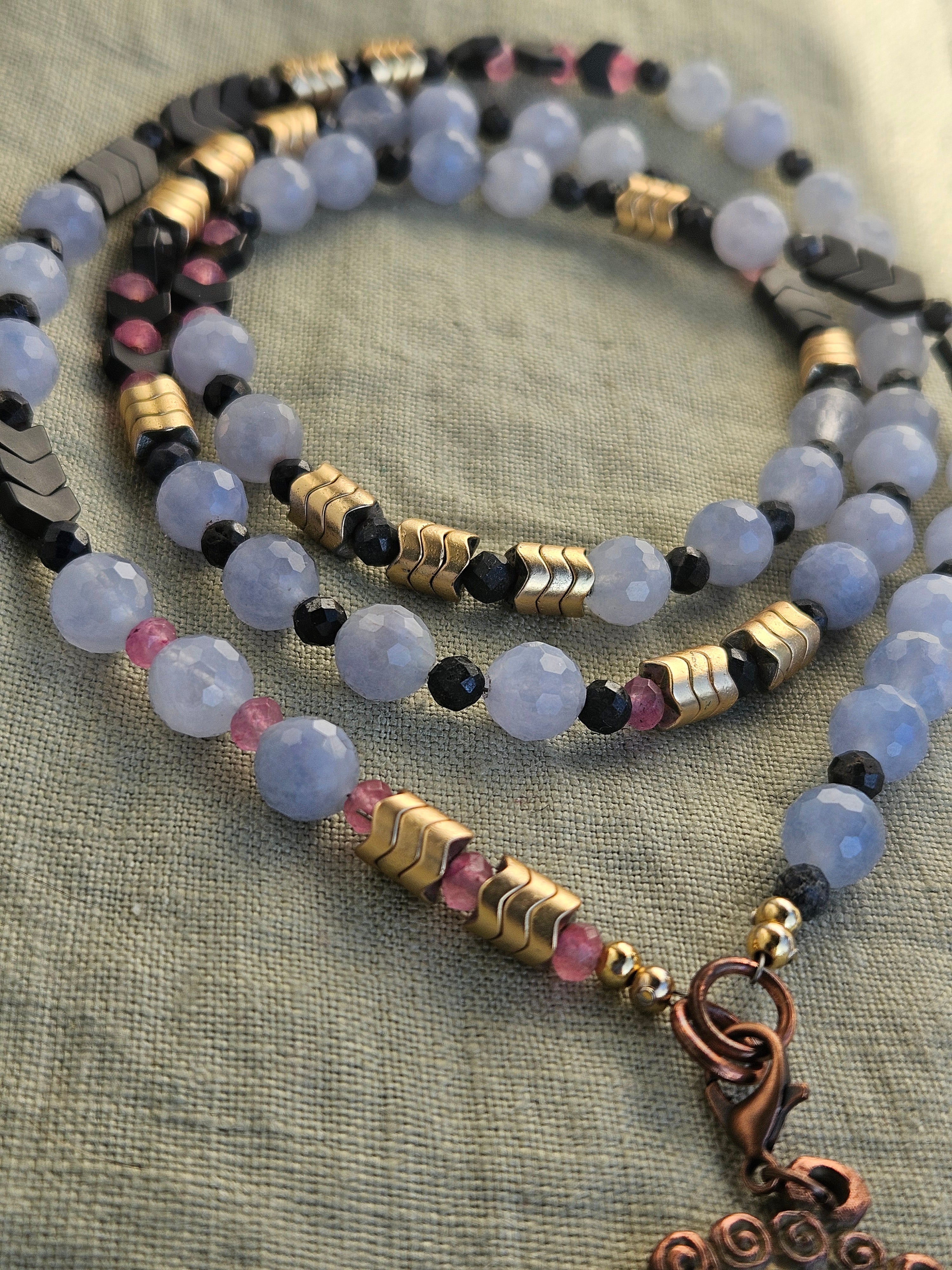 Acvamarina, hematit si agat