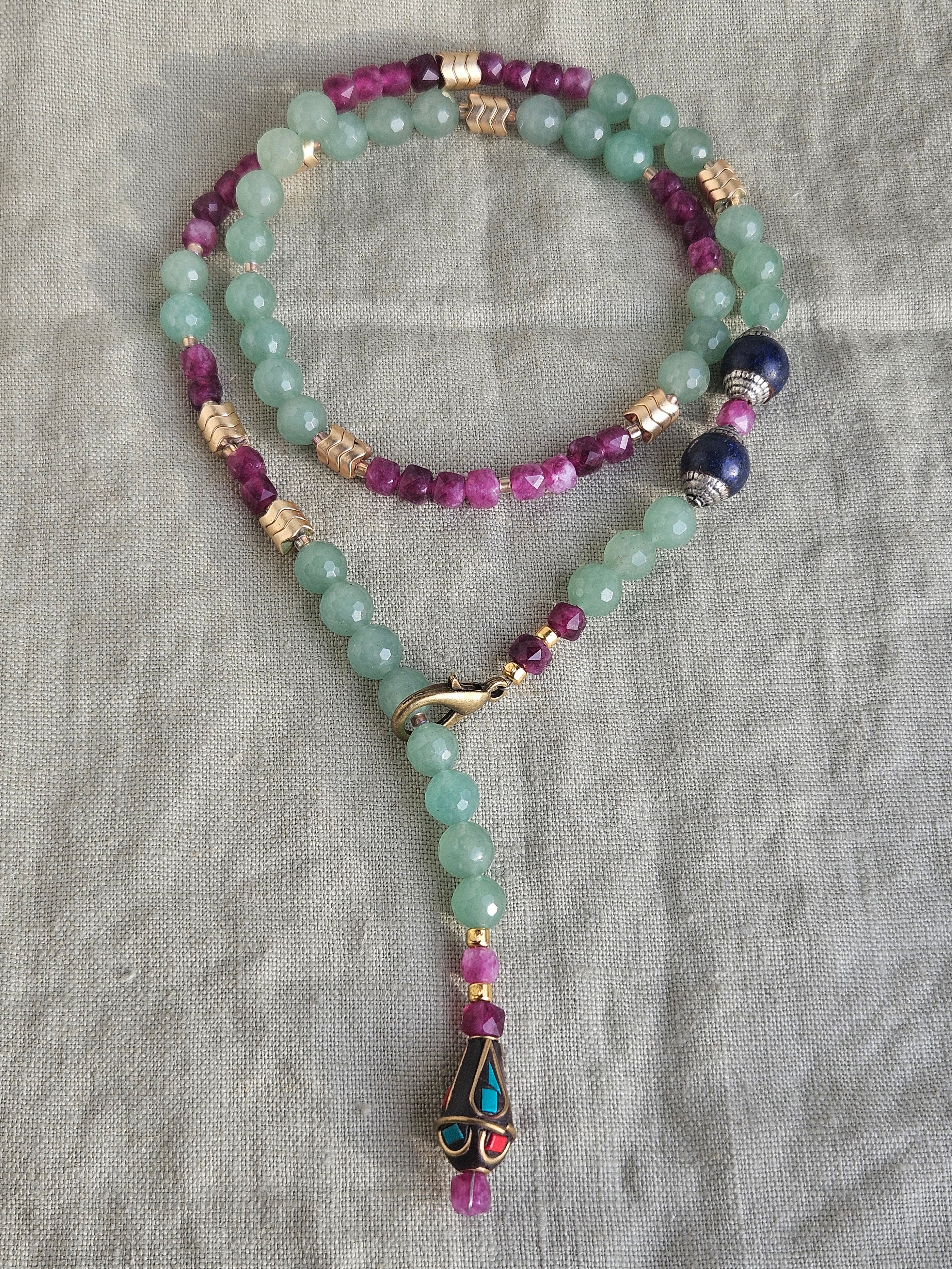 Aventurin, jad si hematite