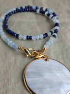 Acvamarina si lapis lazuli