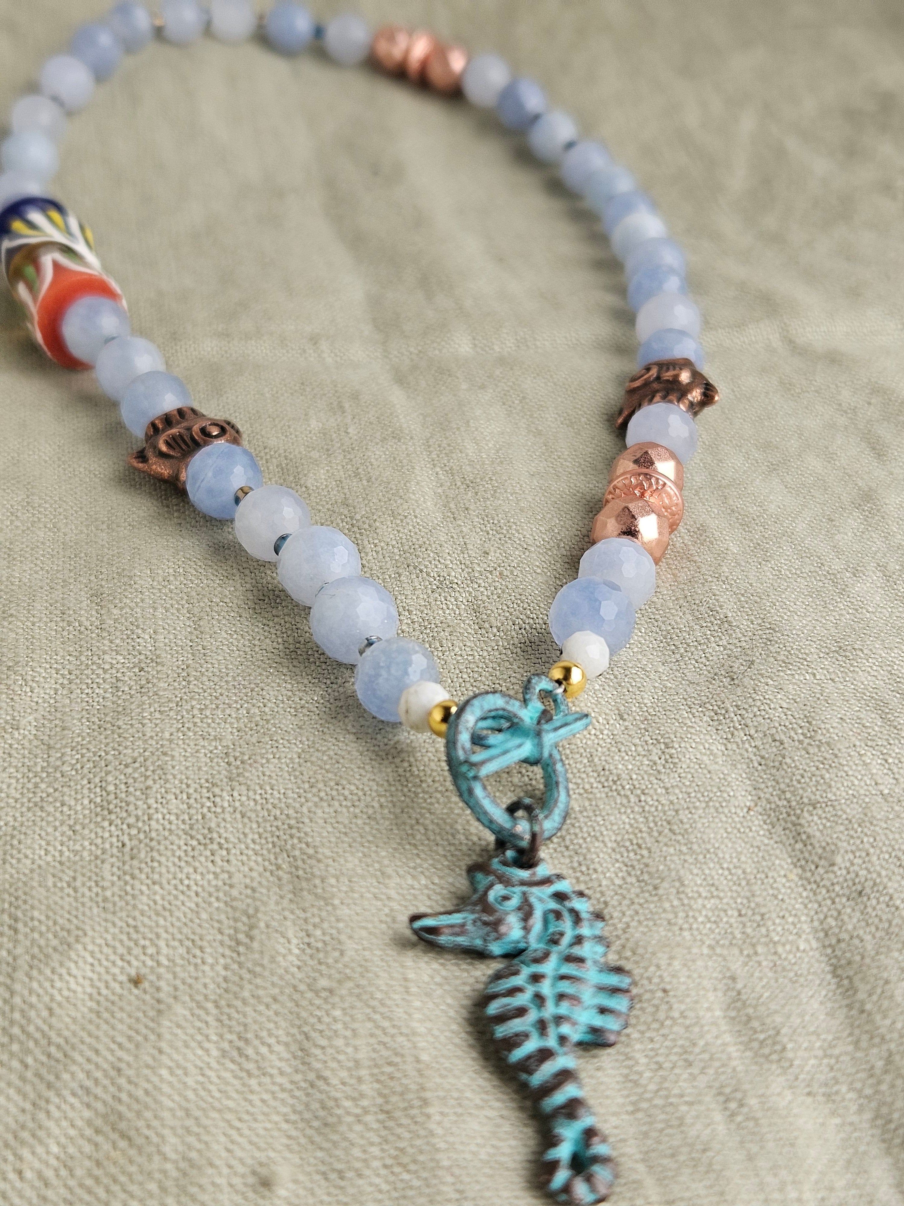 Acvamarina, hematite si sticla Krobo