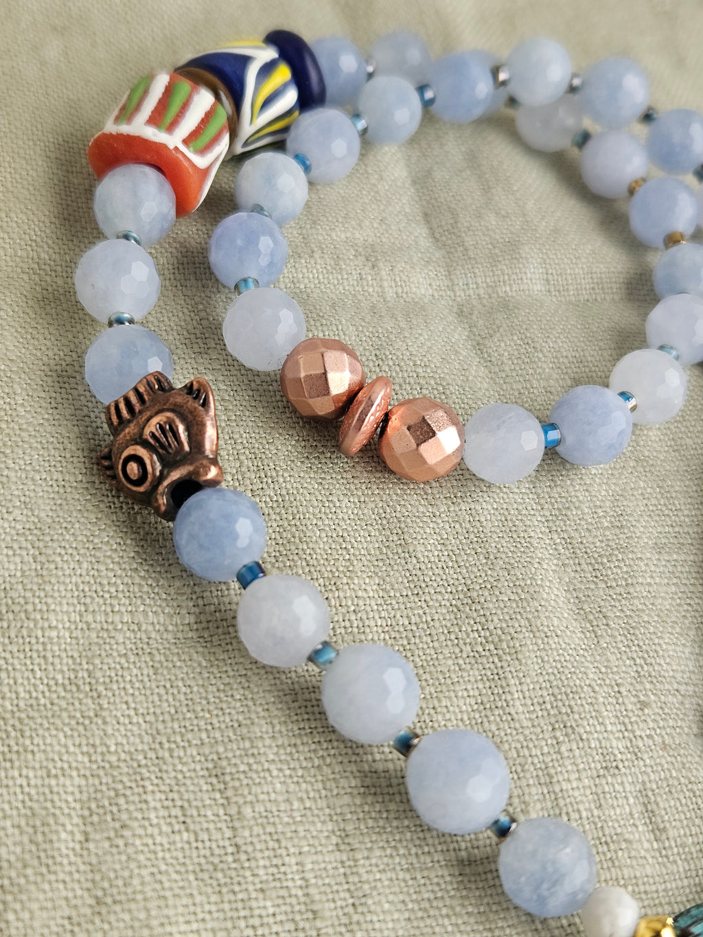 Acvamarina, hematite si sticla Krobo