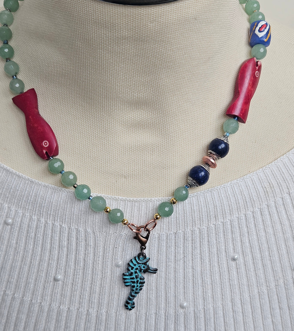 Aventurin, sticla Krobo si lapis lazuli