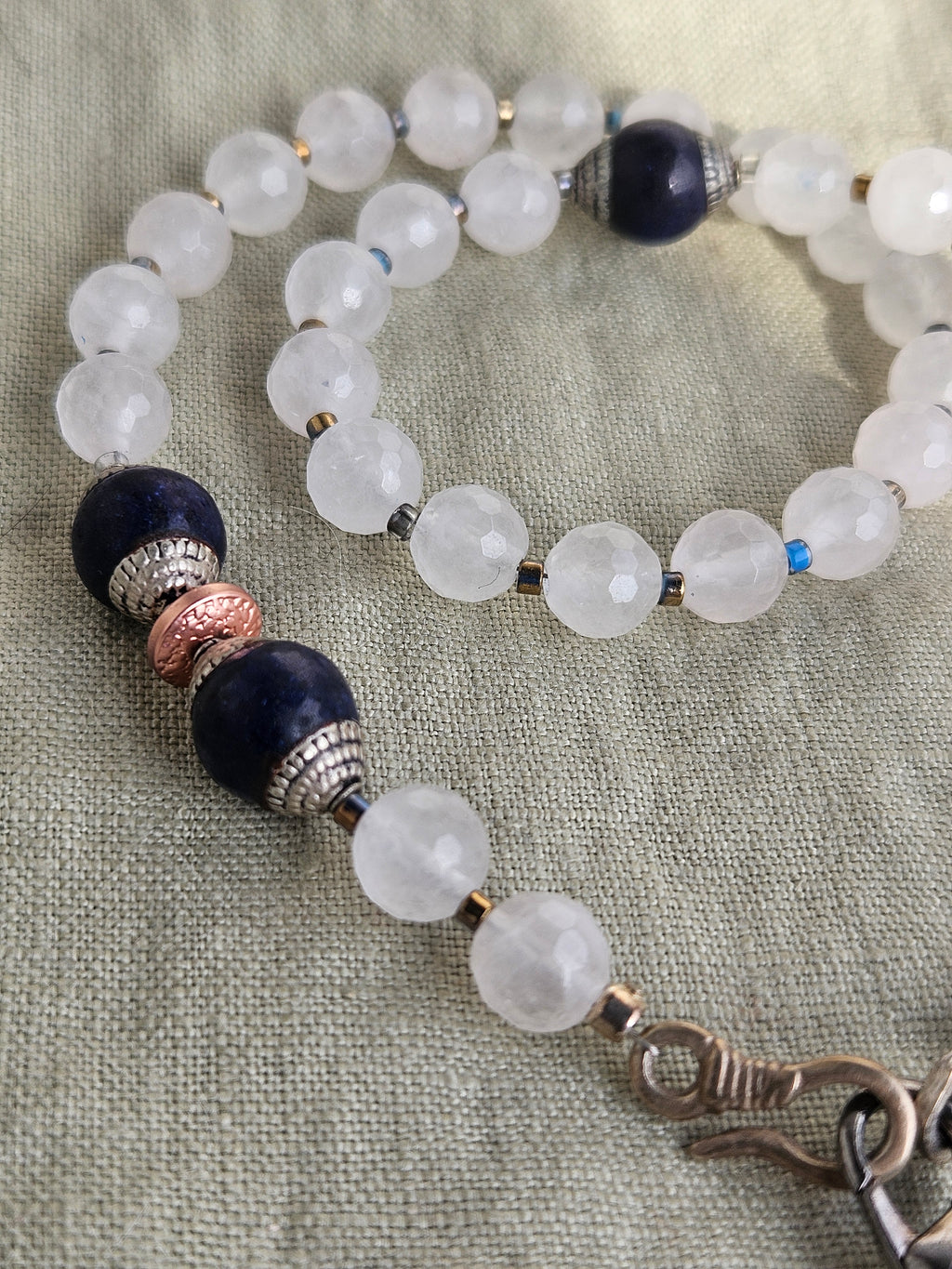 Cuart roz si lapis lazuli